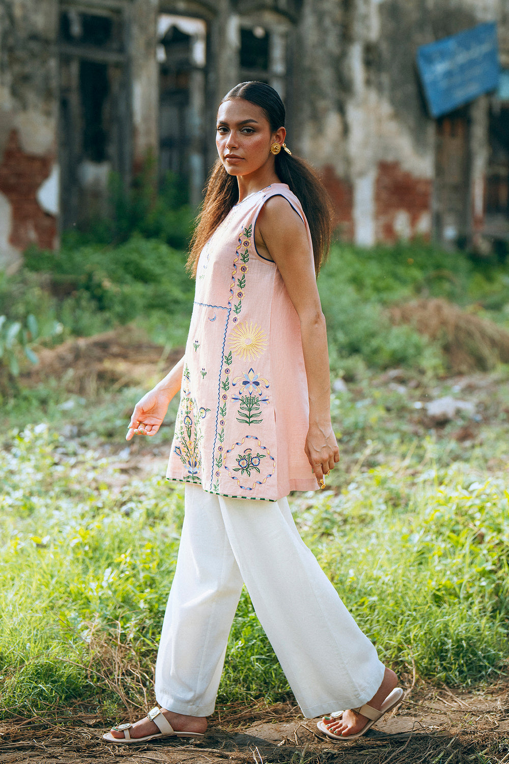 KURTI (S3E0542/119/425)