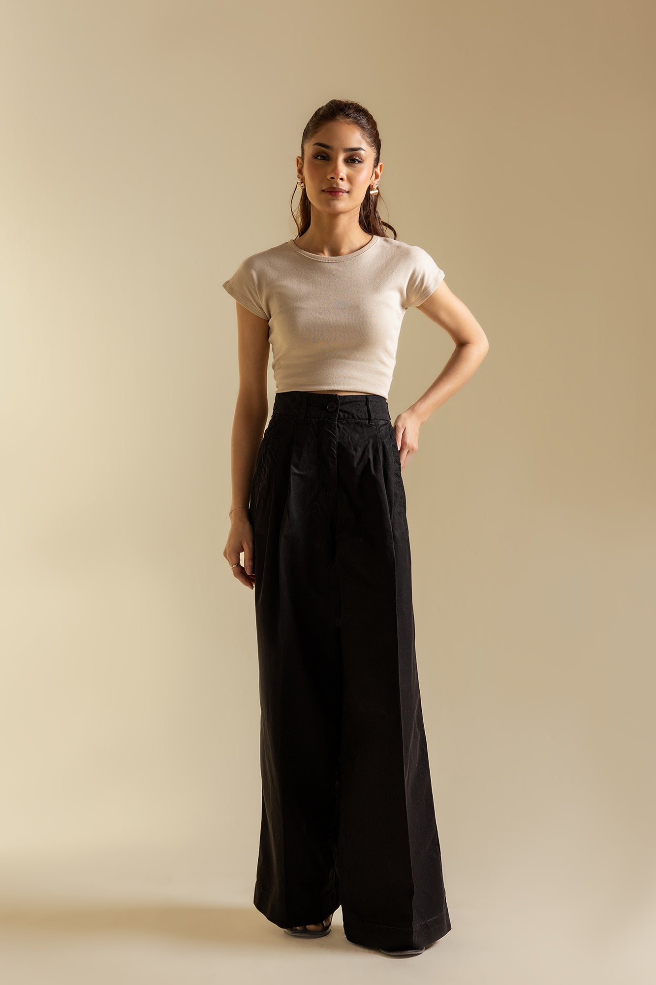 PANTS (S3E0555/119/901)