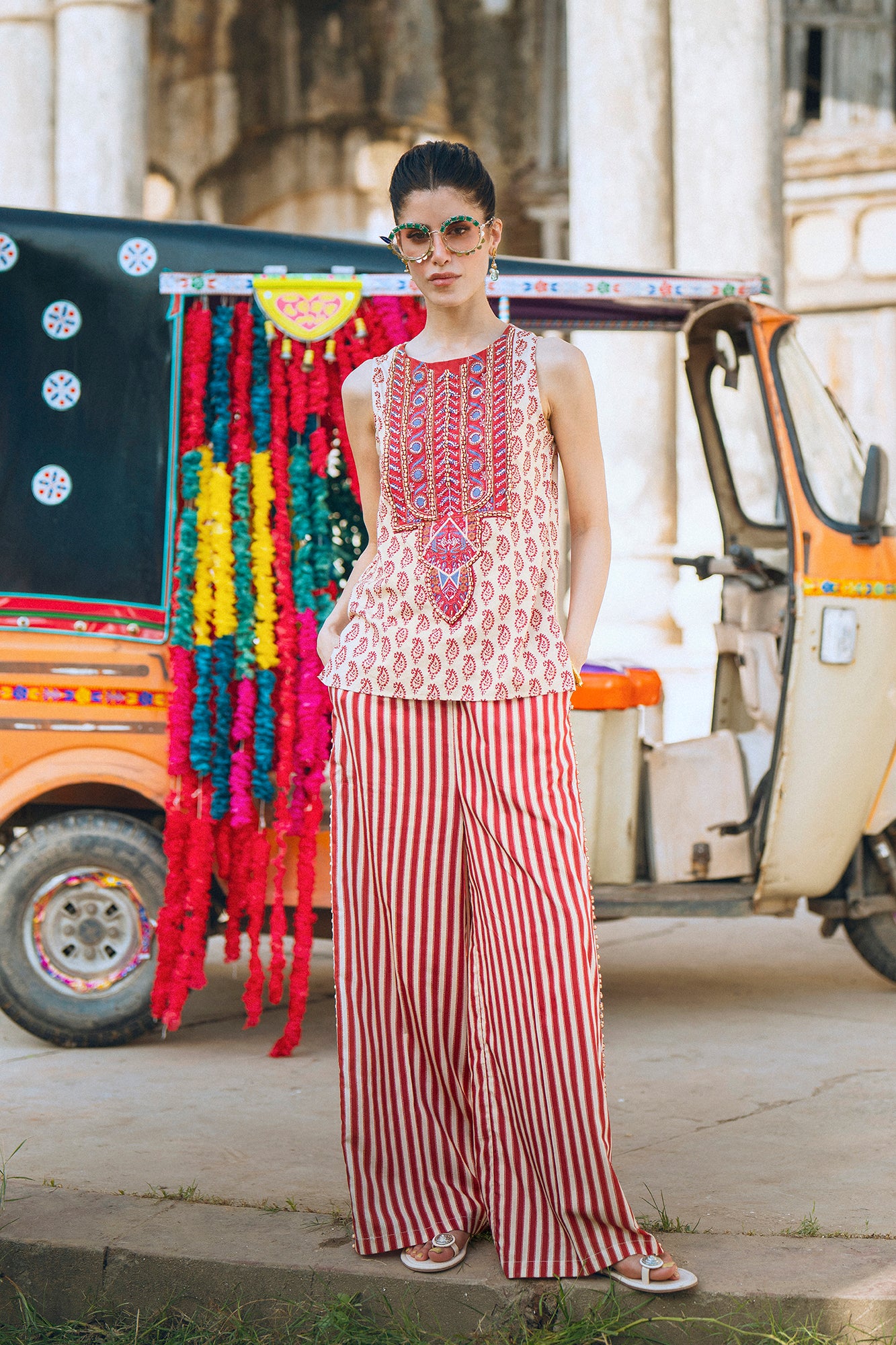 EMBROIDERED SUIT (S4E0596/119/414)