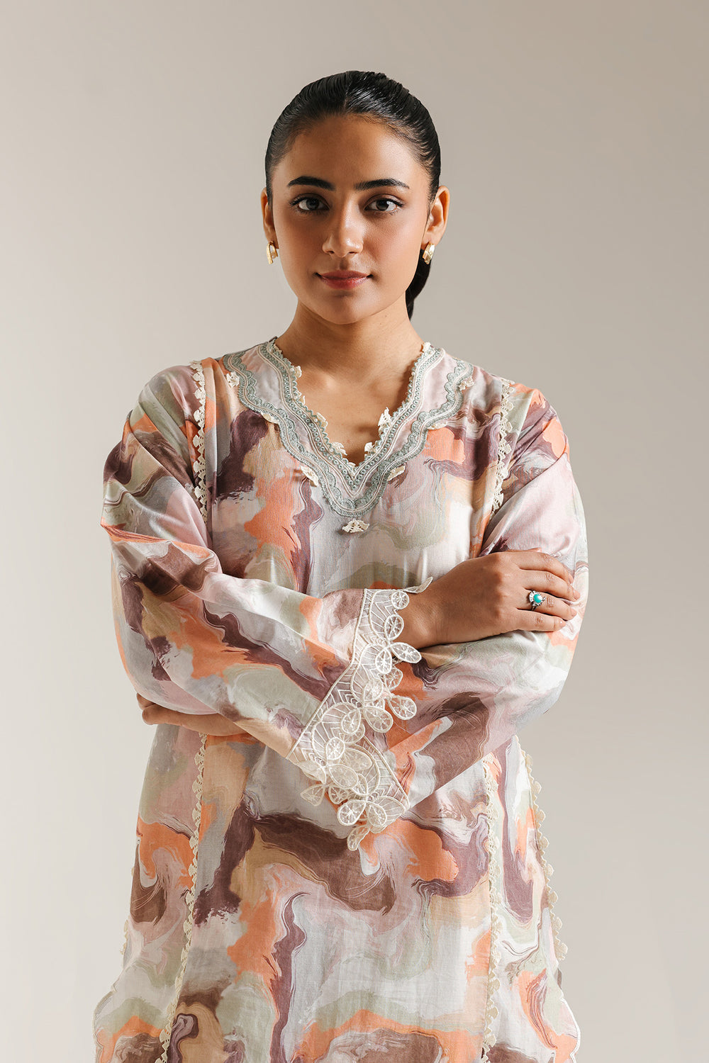 EMBROIDERED SHIRT (S8E6322/102/908)