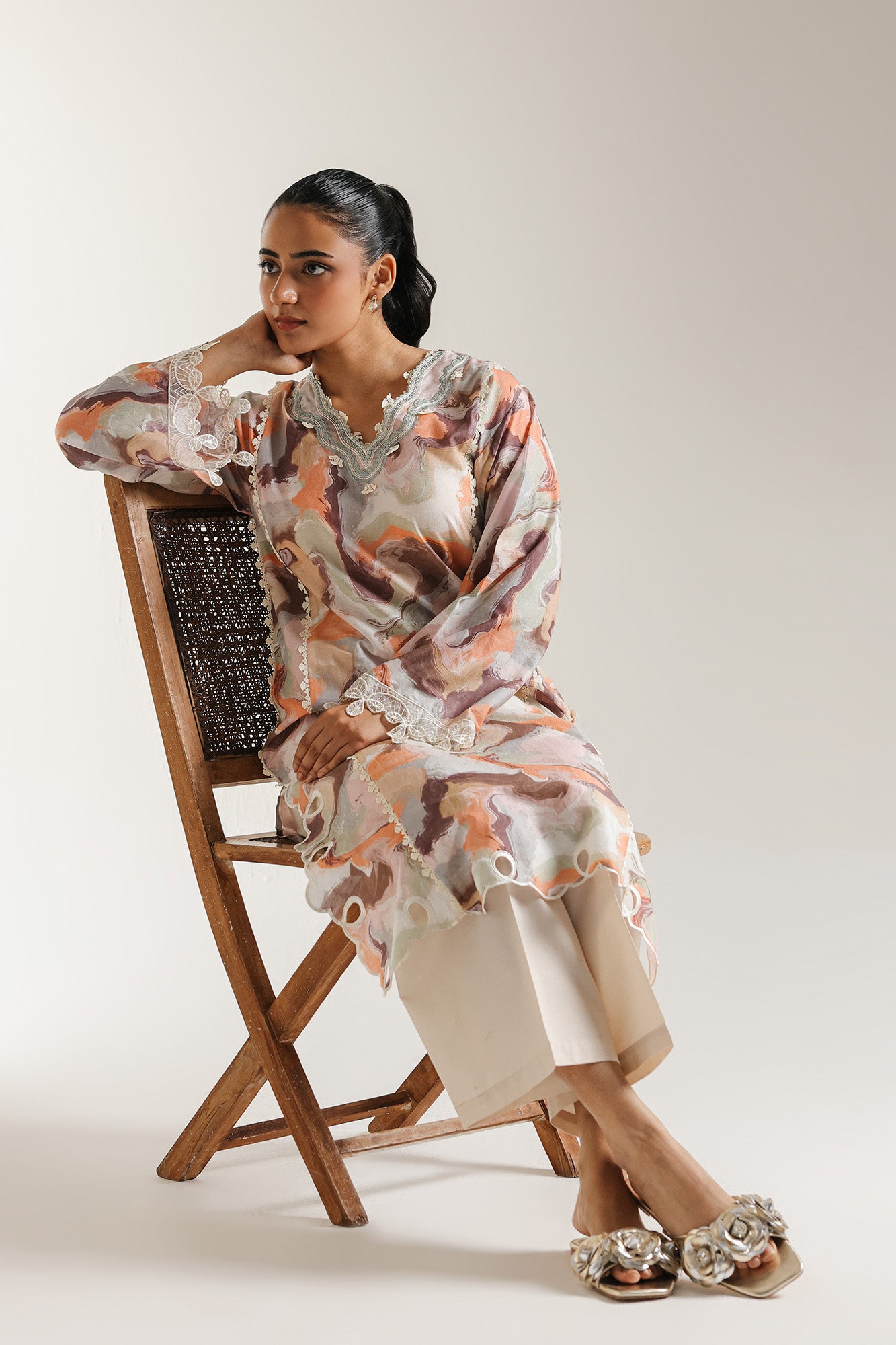 EMBROIDERED SHIRT (S8E6322/102/908)