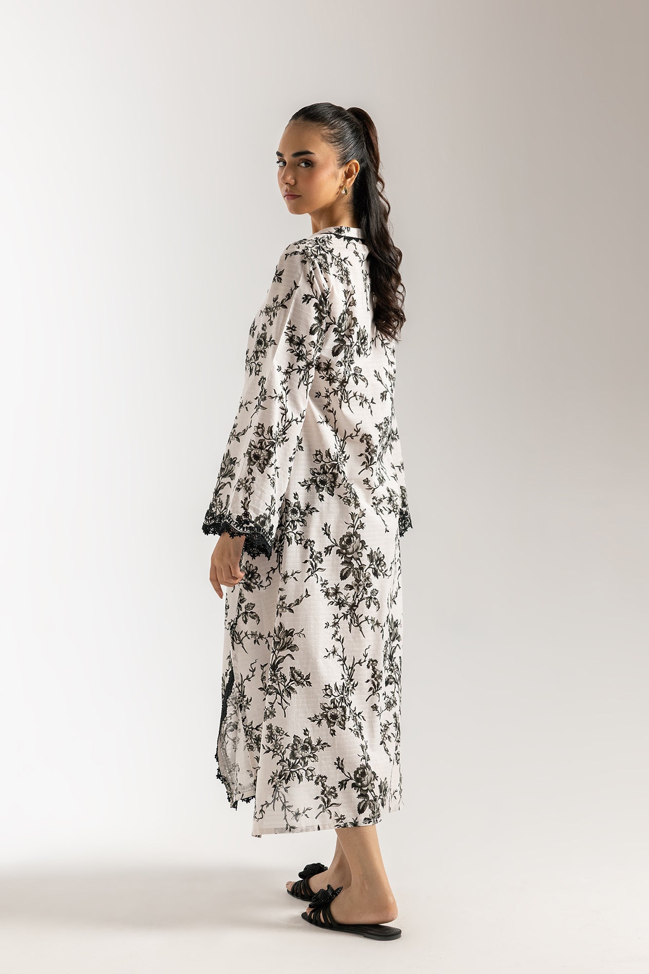 EMBROIDERED SHIRT (S8E6399/102/003)