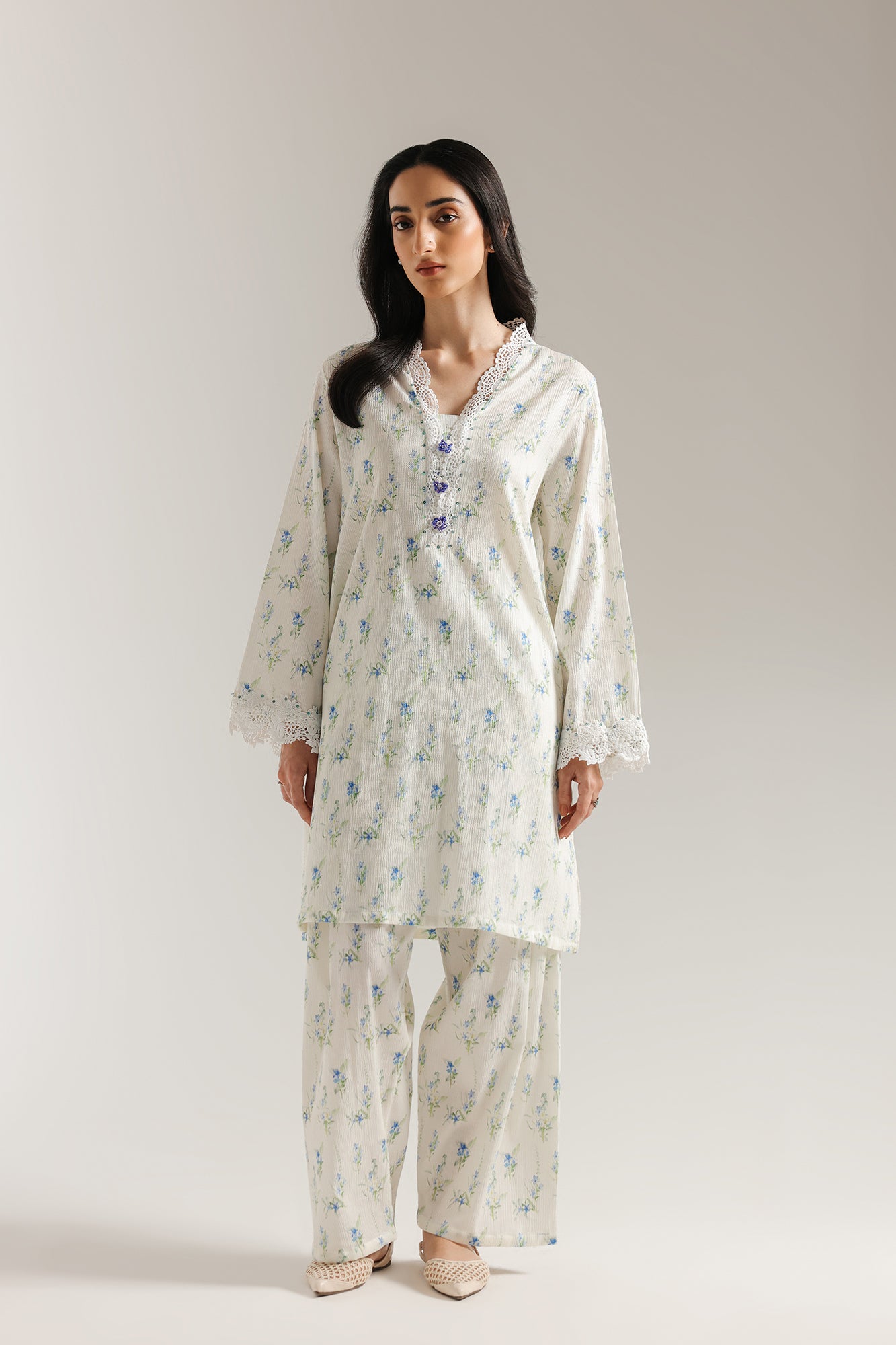 EMBROIDERED SUIT (S9E6407/102/005)