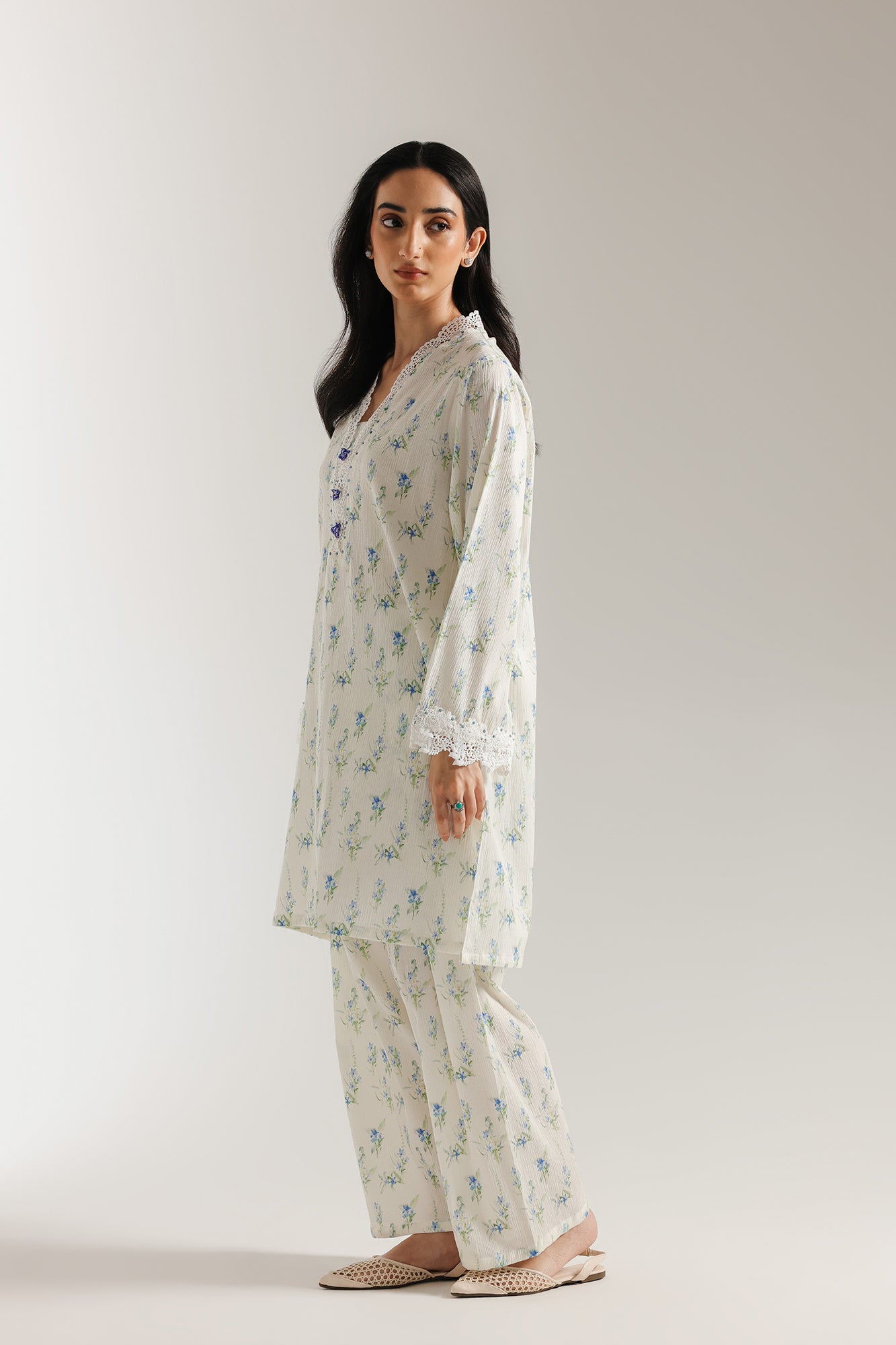 EMBROIDERED SUIT (S9E6407/102/005)