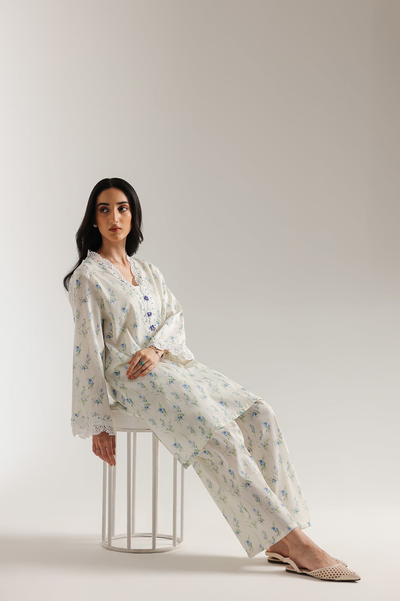 EMBROIDERED SUIT (S9E6407/102/005)