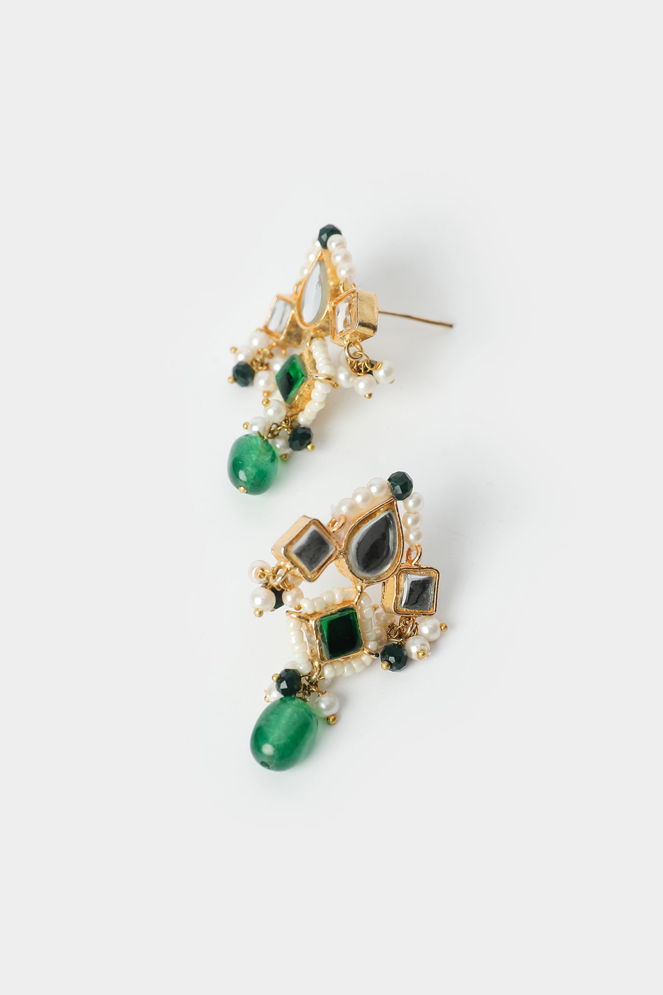 EARRINGS (E0209/110/708)