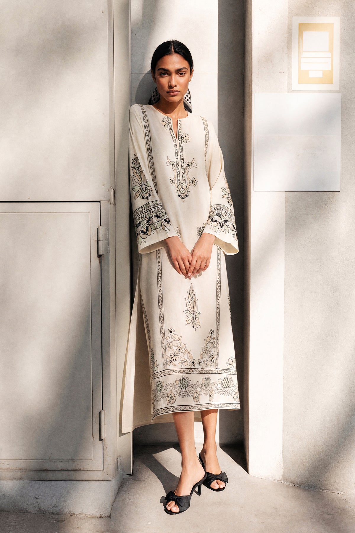 EMBROIDERED DRESS (E9411-102-005)