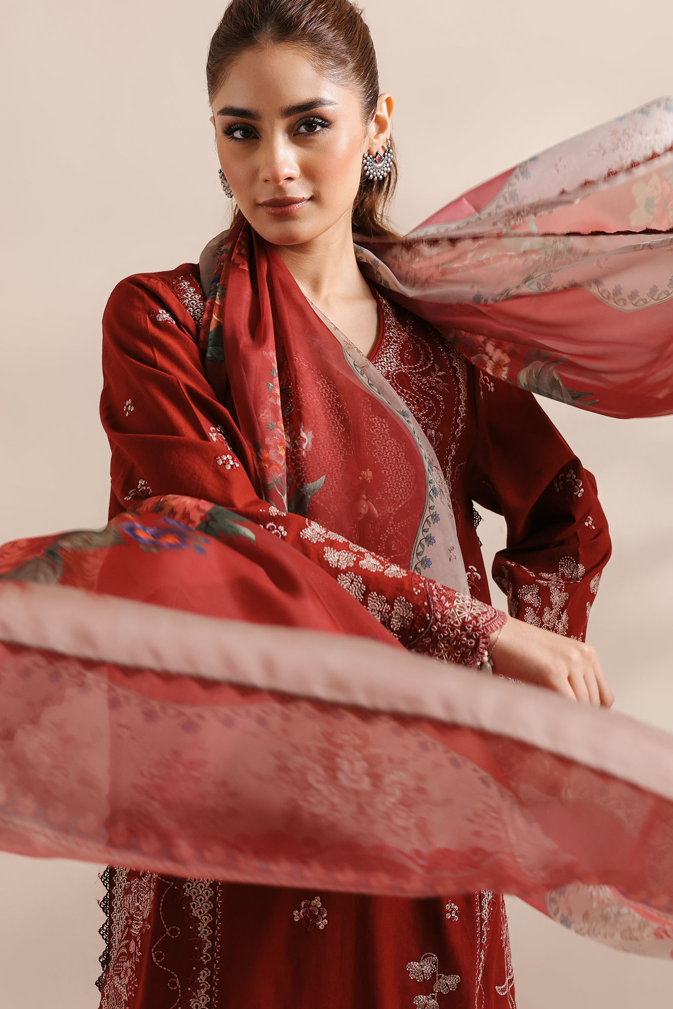 EMBROIDERED SUIT (E0952/203/414)