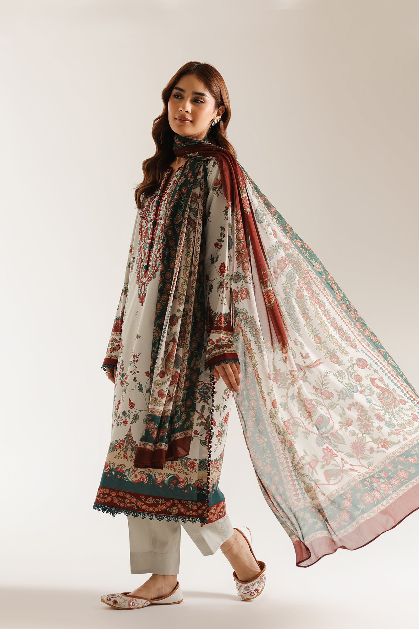 EMBROIDERED SUIT (E1003/203/319)