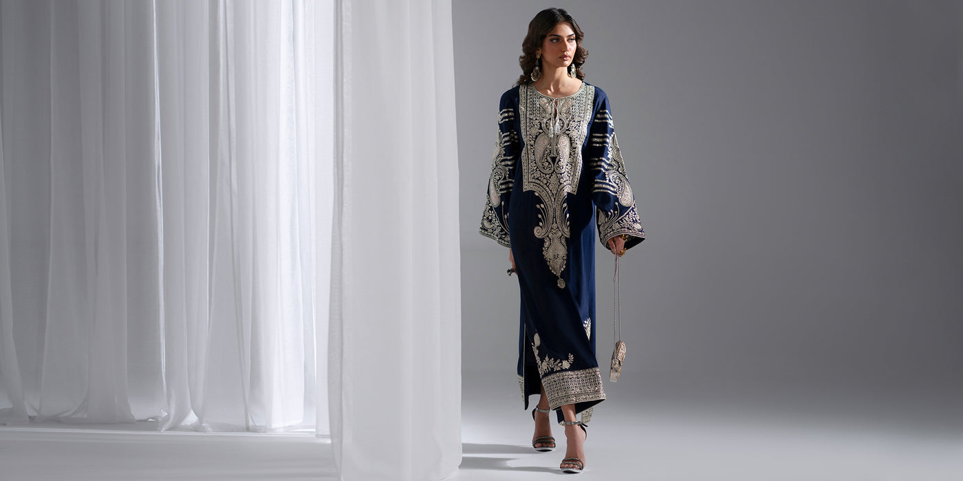 EMBROIDERED DRESS (E0966/104/619)