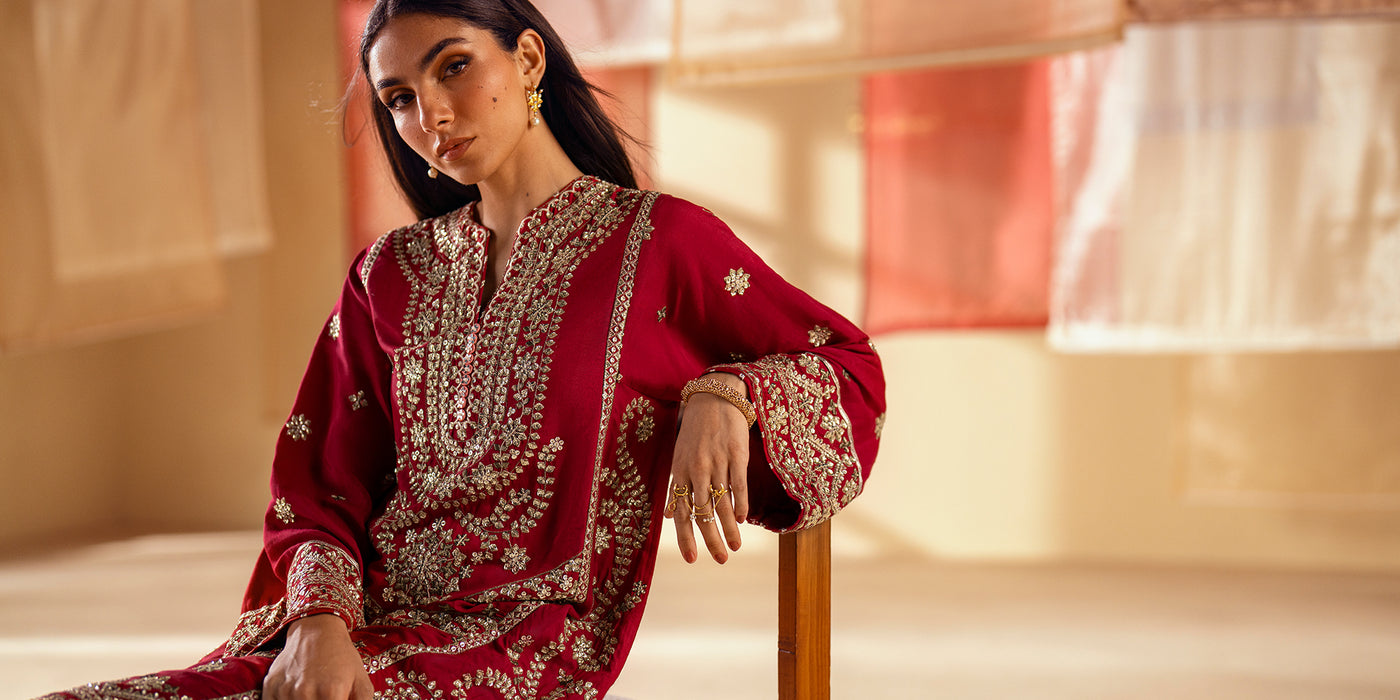 EMBROIDERED SUIT (E0850/104/308)