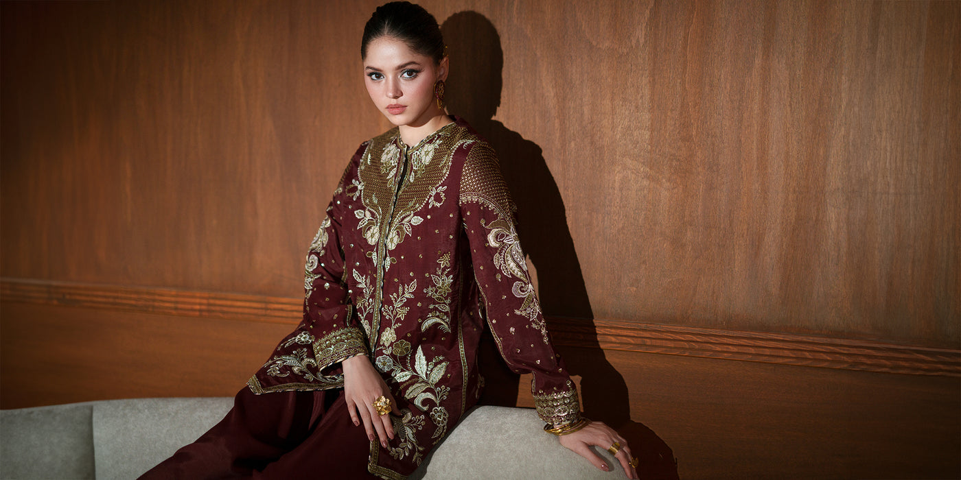 EMBROIDERED SUIT (E1077/104/415)