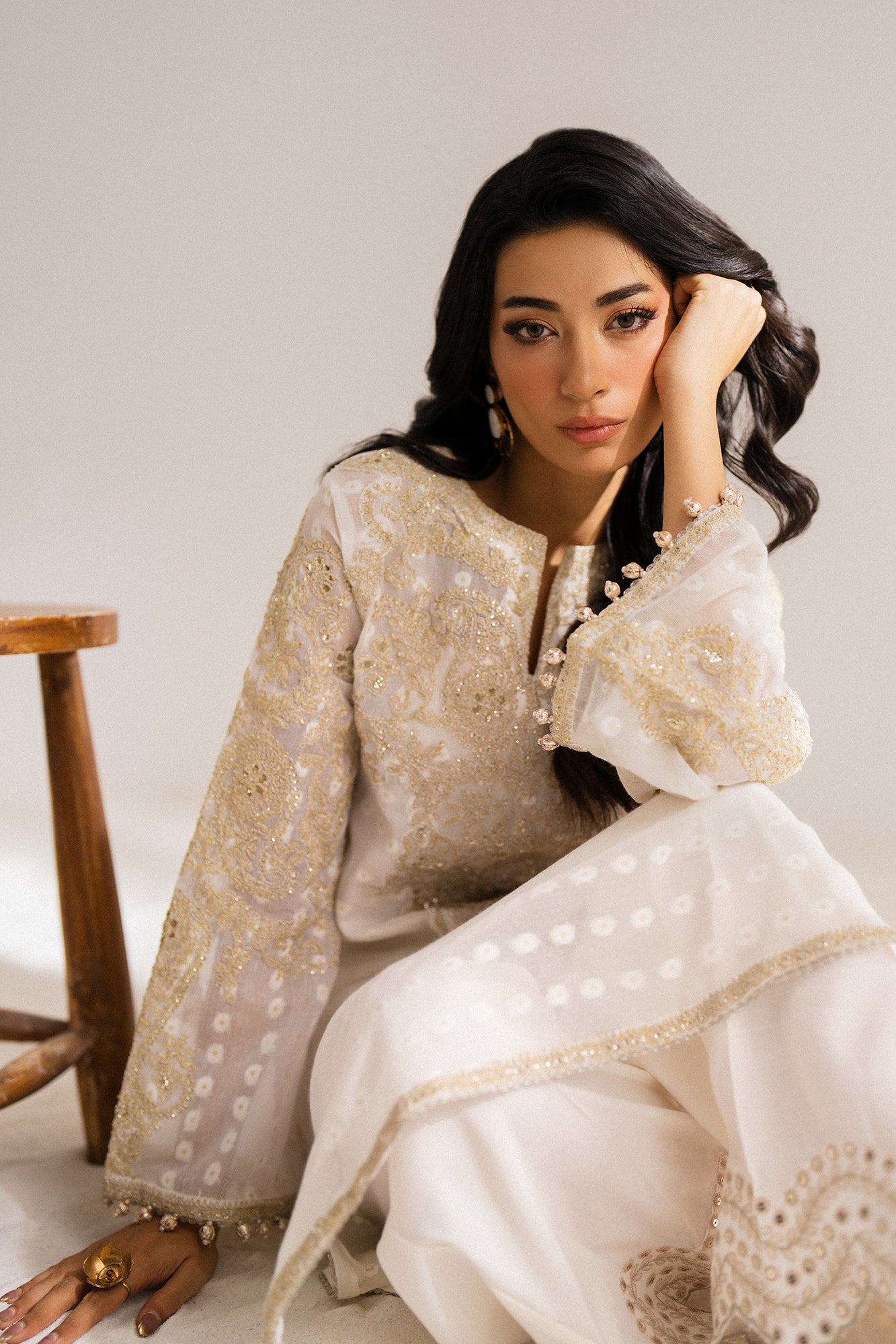 EMBROIDERED SUIT (E0788/104/001)