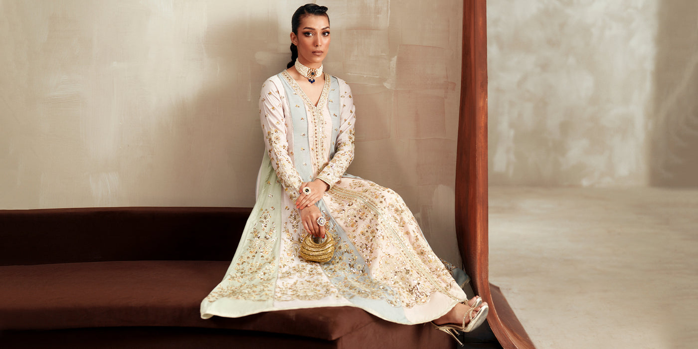 EMBROIDERED DRESS (E1118/104/329)