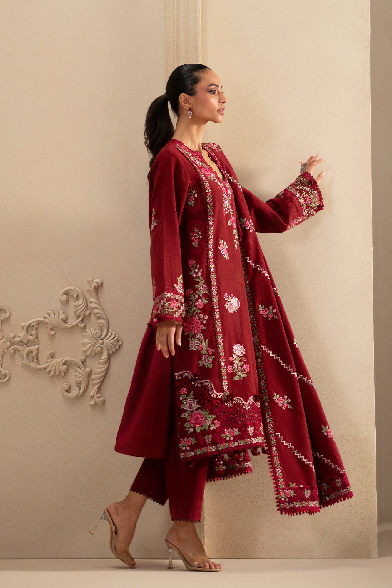 EMBROIDERED SUIT (E0788/203/414)