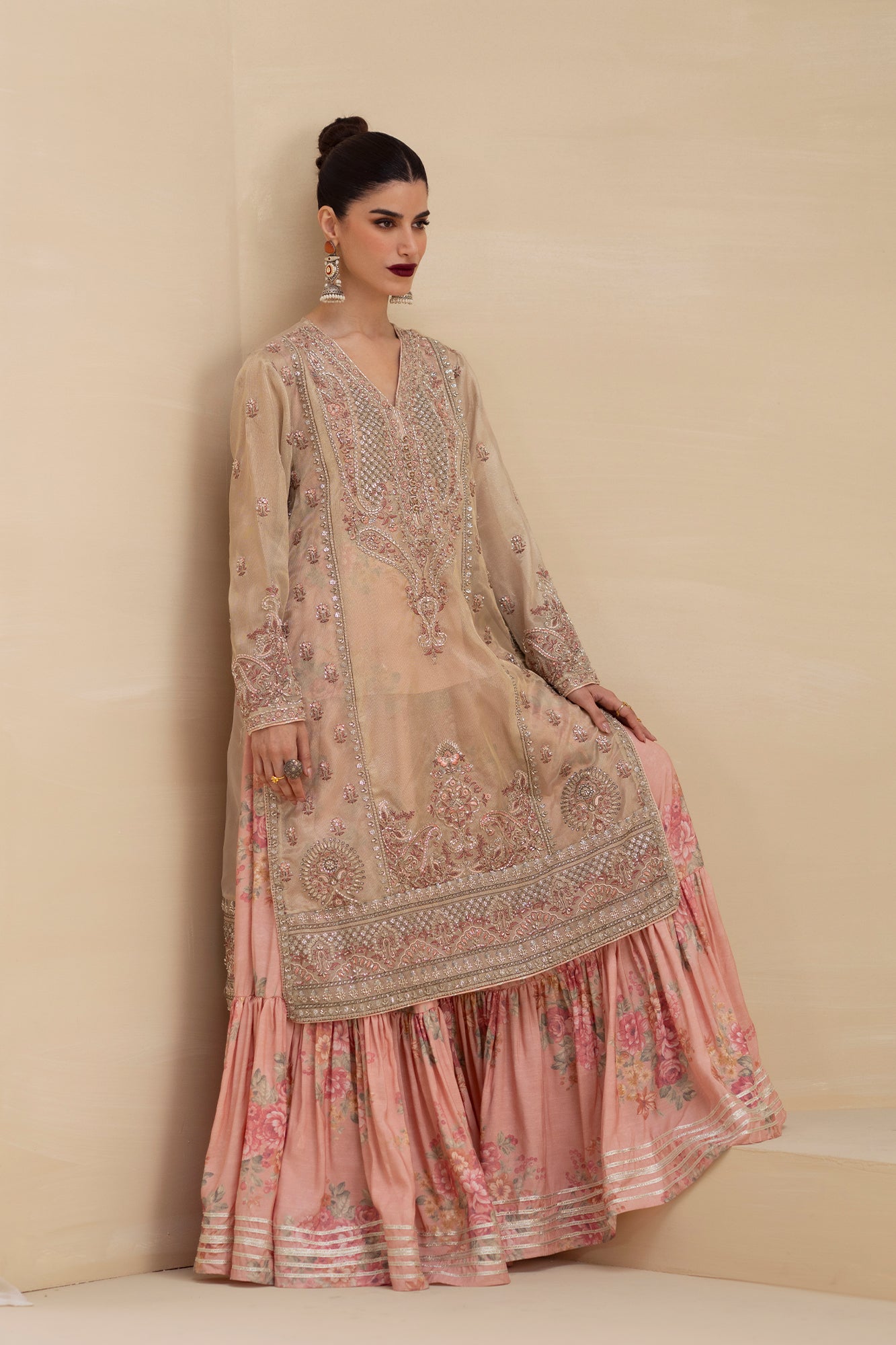 EMBROIDERED SUIT (E0843/104/131)