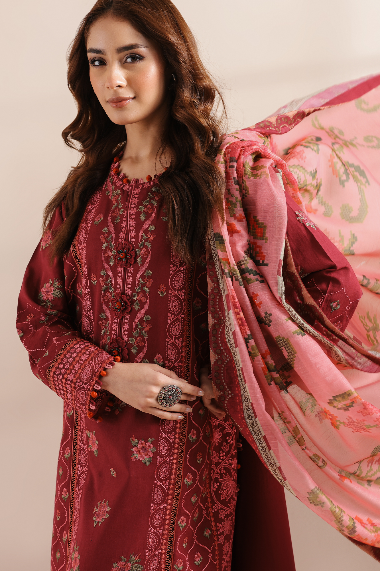 EMBROIDERED SUIT (E0945/203/403)