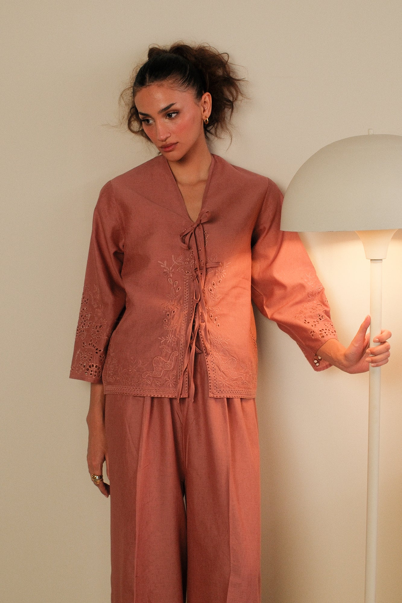 EMBROIDERED SUIT (E0674/106/003)
