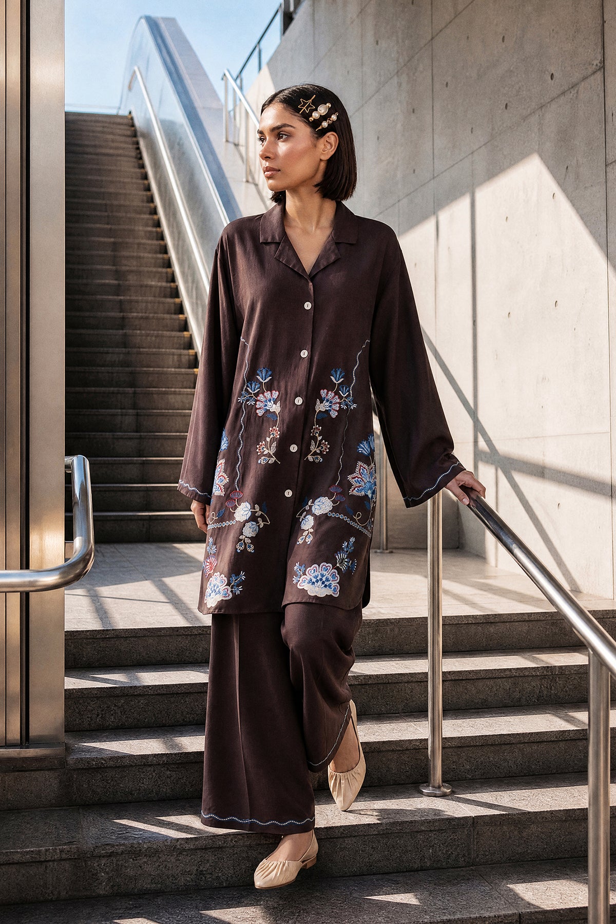 EMBROIDERED SUIT (E9523-102-802)