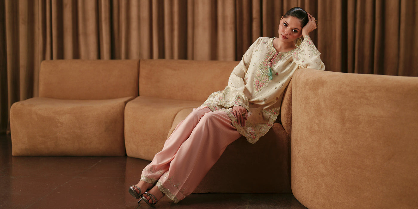 EMBROIDERED SUIT (E1015/104/004)