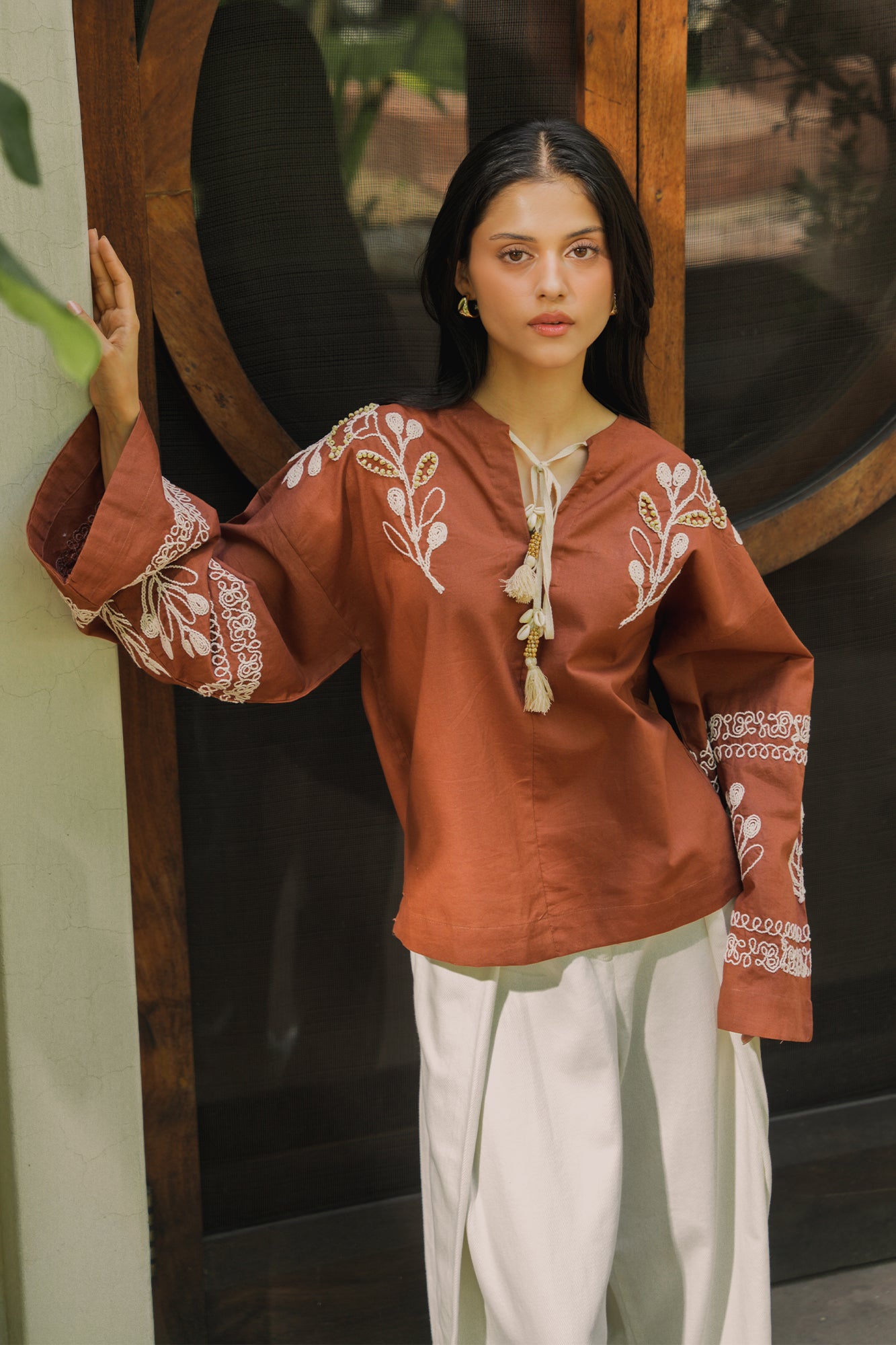 EMBROIDERED TOP (E1107/101/205)