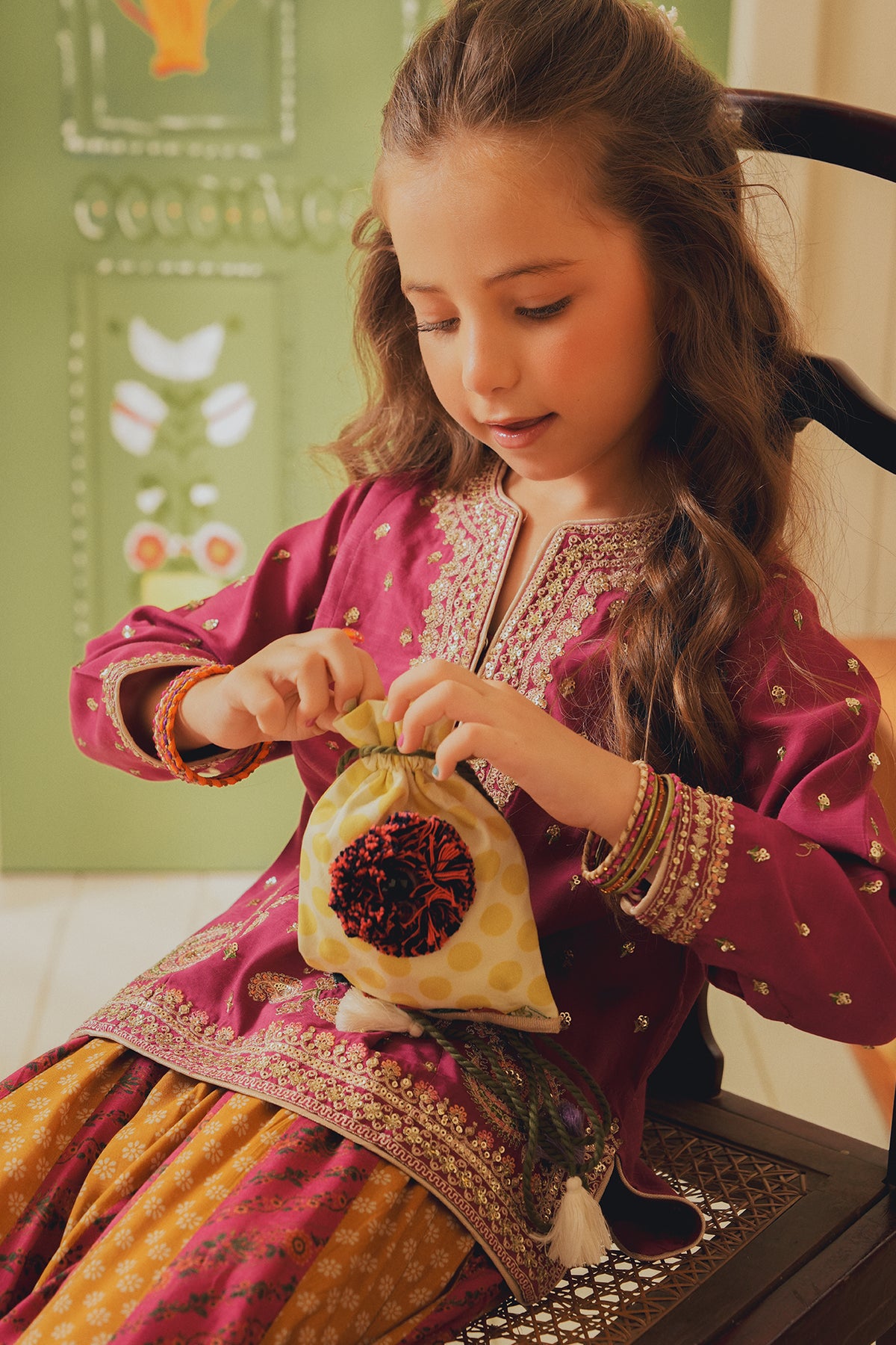 EMBROIDERED SUIT (E1068-404-406 E1068-304-406)