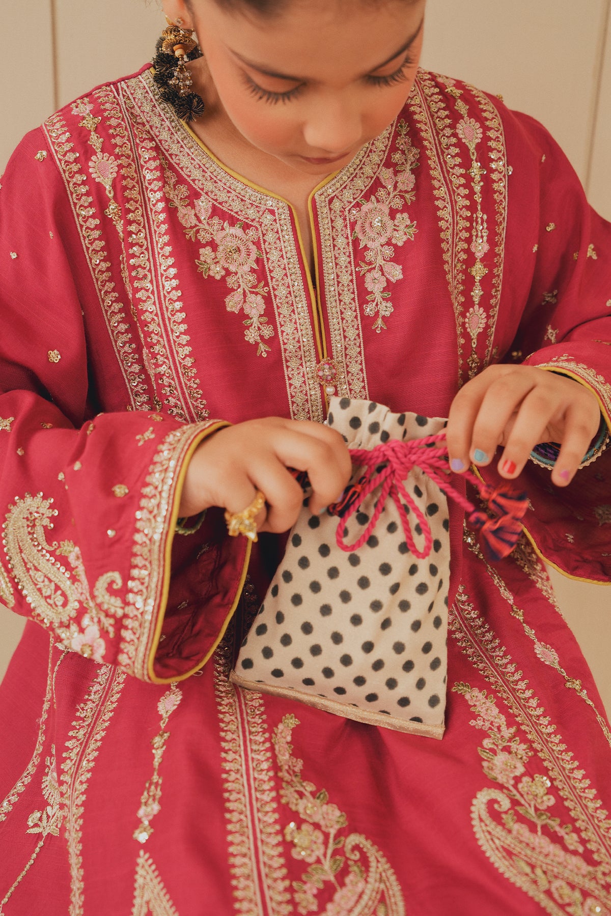 EMBROIDERED SUIT (E1054/404/416 E1054/304/416)