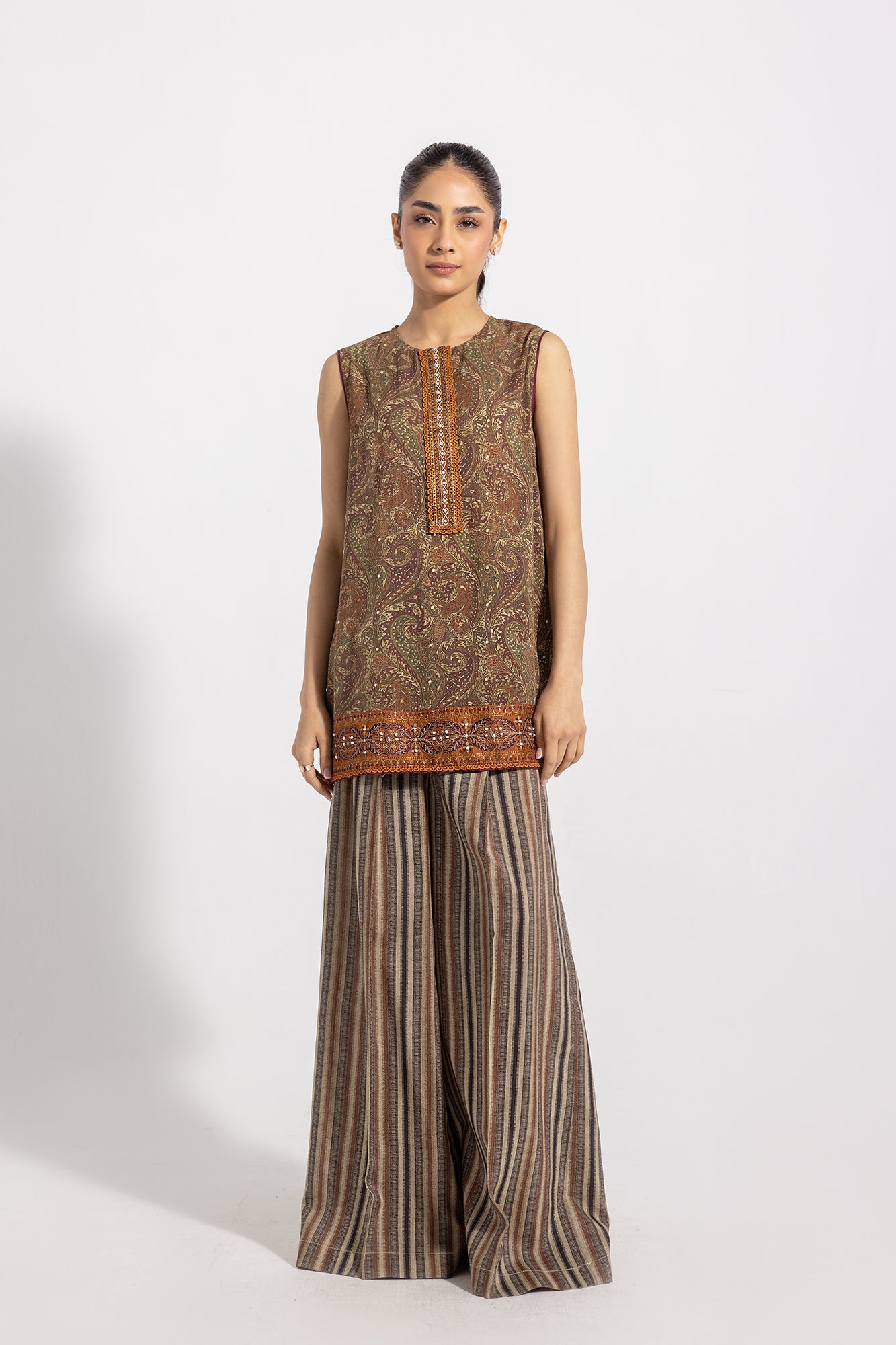 EMBROIDERED KURTI (E0010/119/118)