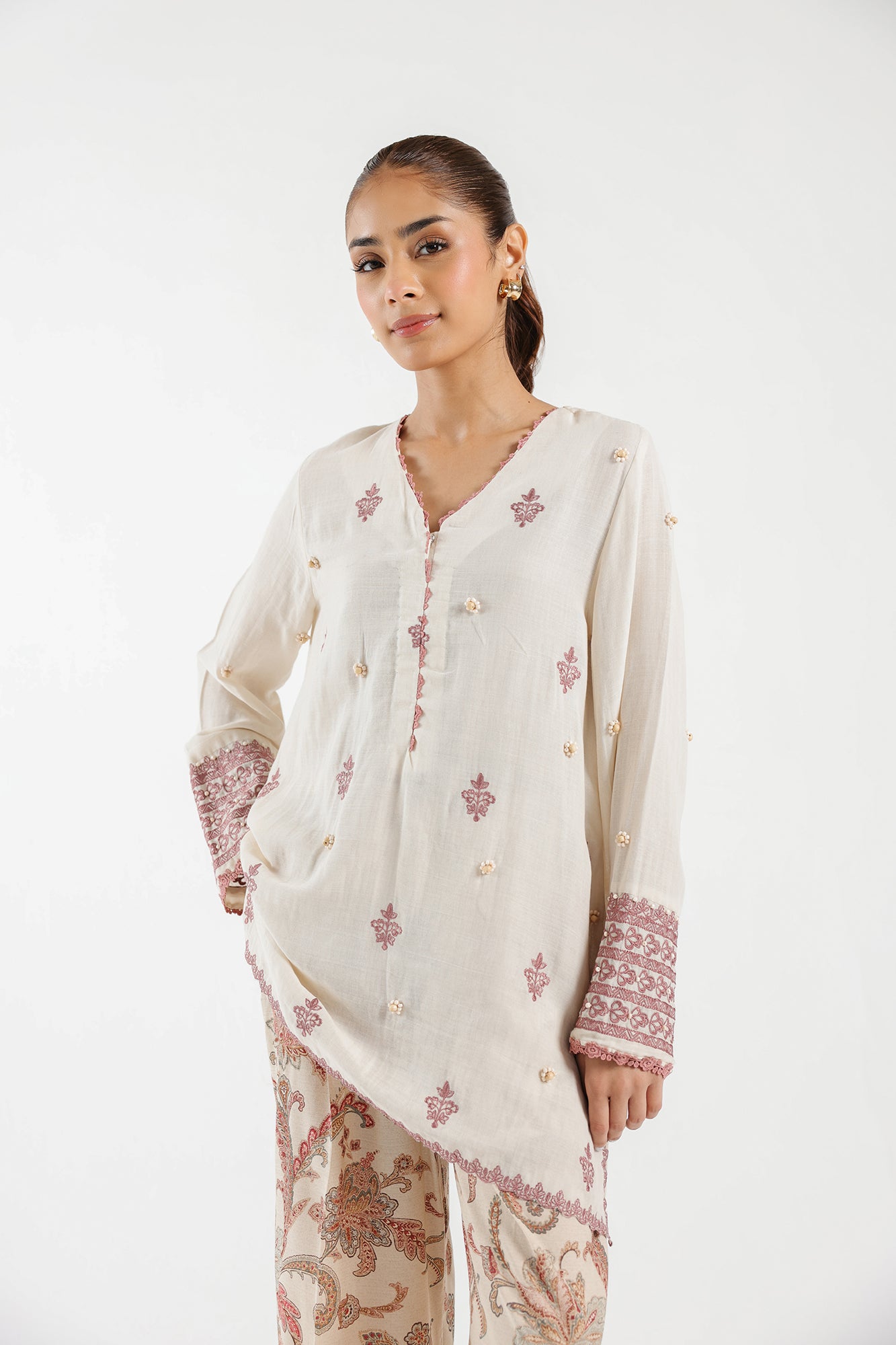 EMBROIDERED KURTI (E0054/119/001)