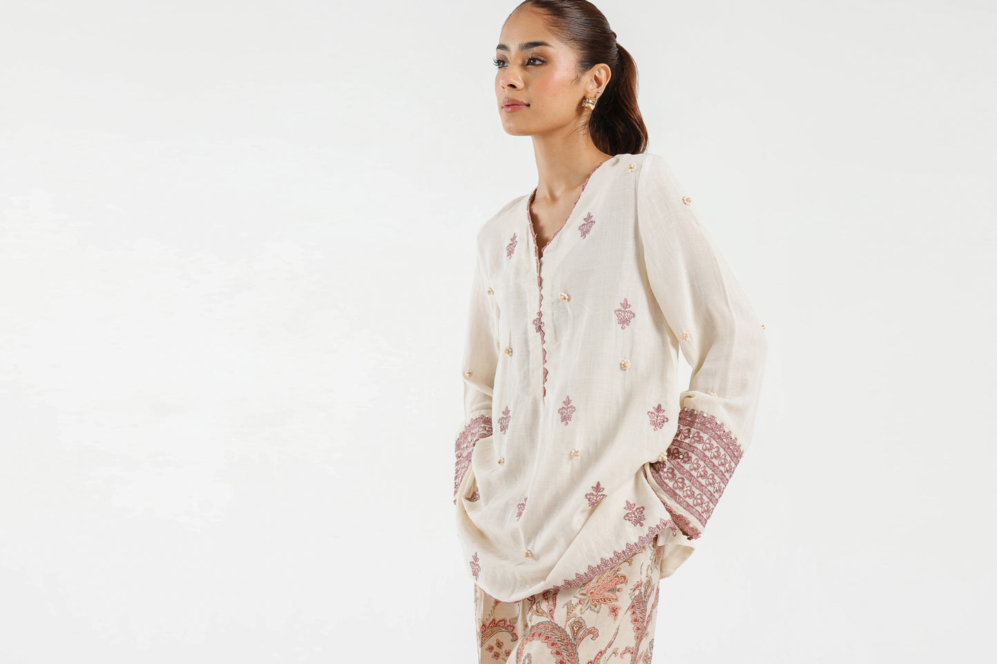 EMBROIDERED KURTI (E0054/119/001)