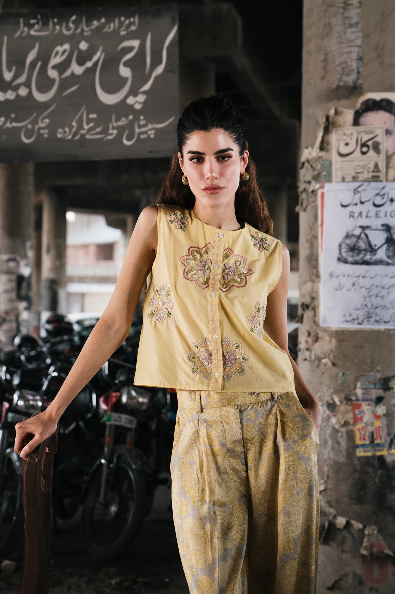 EMBROIDERED KURTI (E0057/119/109)