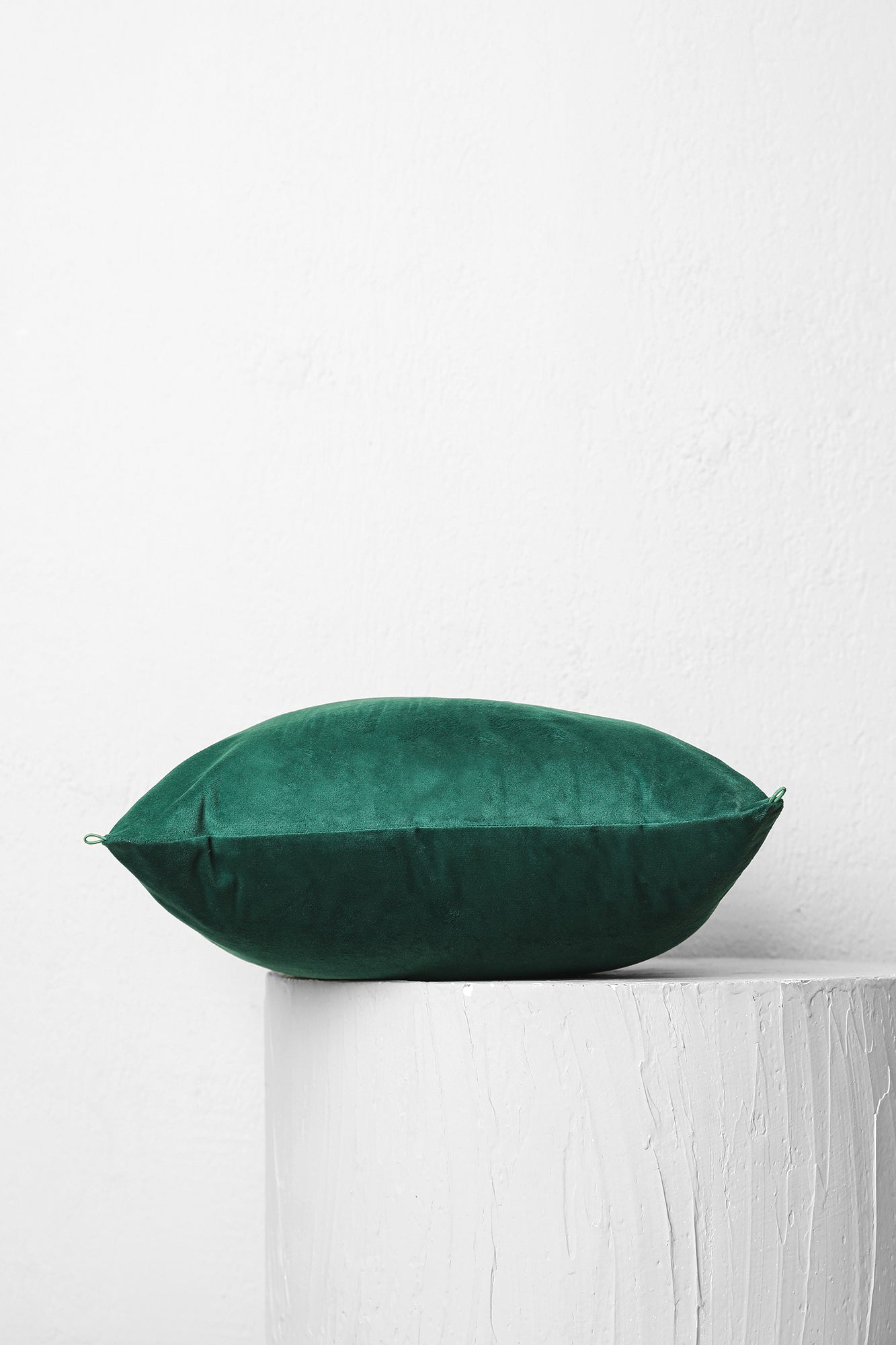 VELVET CUSHION COVER (E0140/118/708)