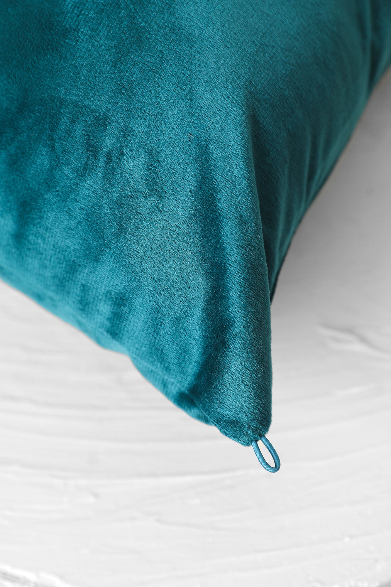 VELVET CUSHION COVER (E0140/118/711)