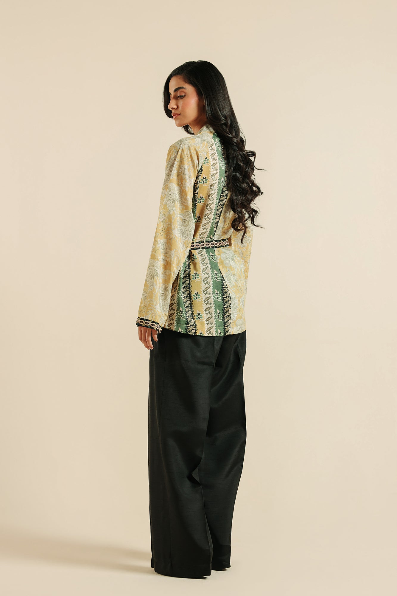 EMBROIDERED TOP (E0182/119/114)