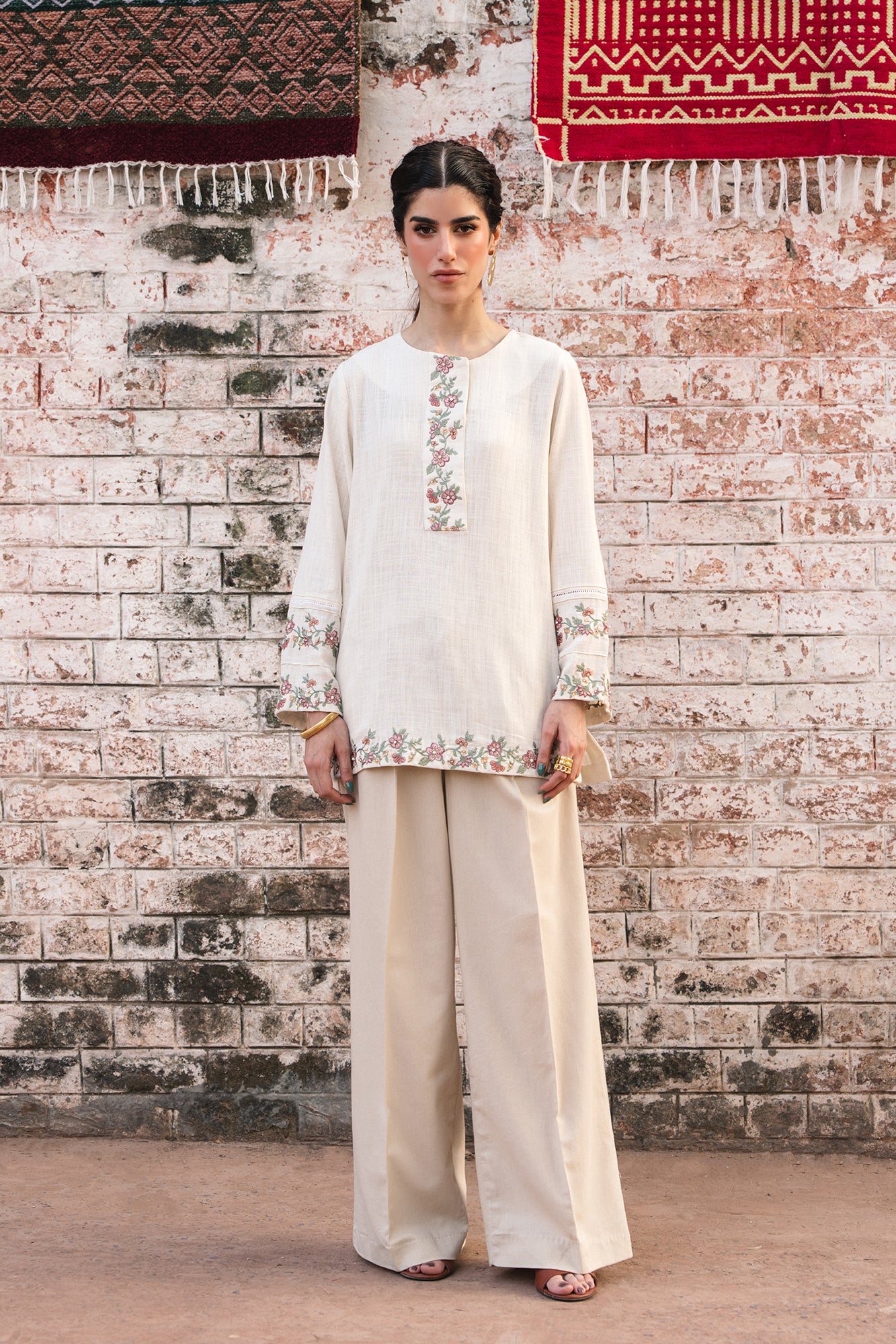 EMBROIDERED KURTI (E0185/119/115)