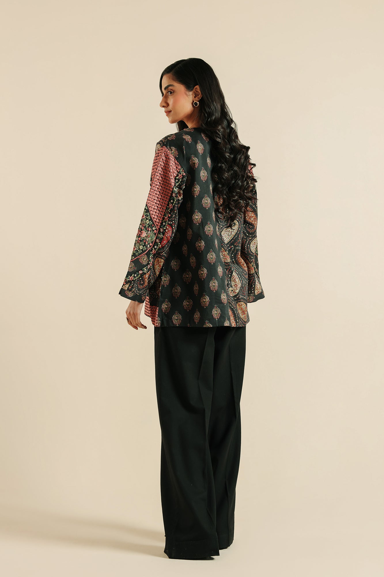 EMBROIDERED KURTI (E0189/119/902)