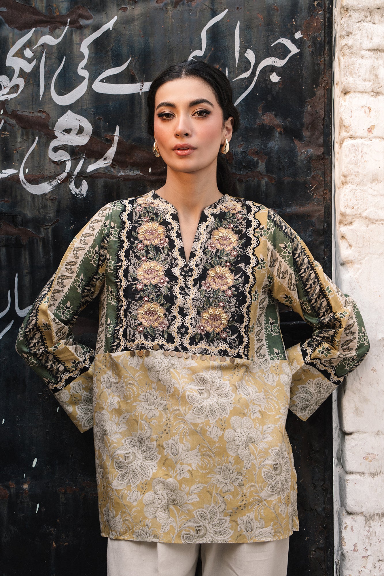 EMBROIDERED KURTI (E0194/119/114)