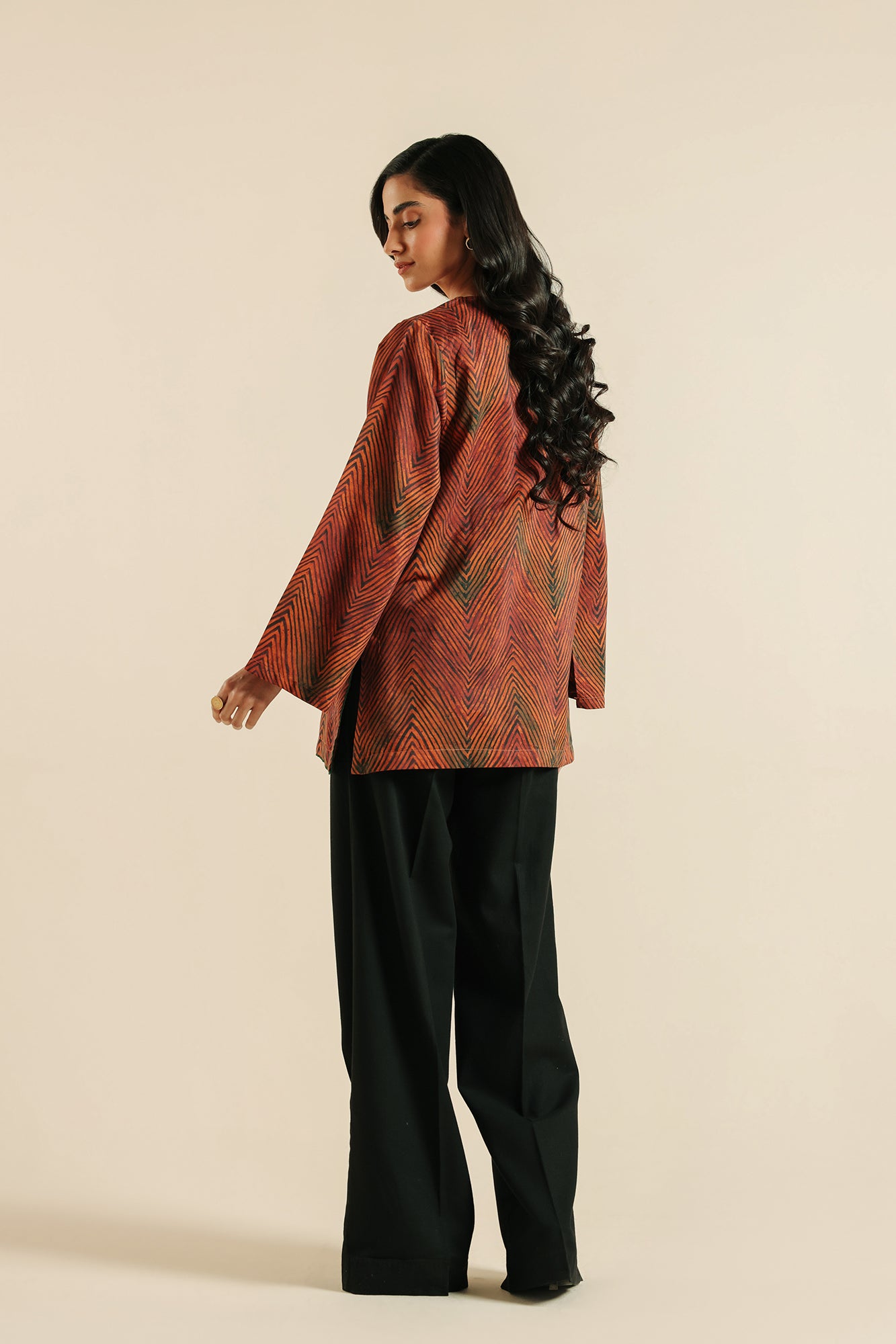 EMBROIDERED KURTI (E0210/119/319)