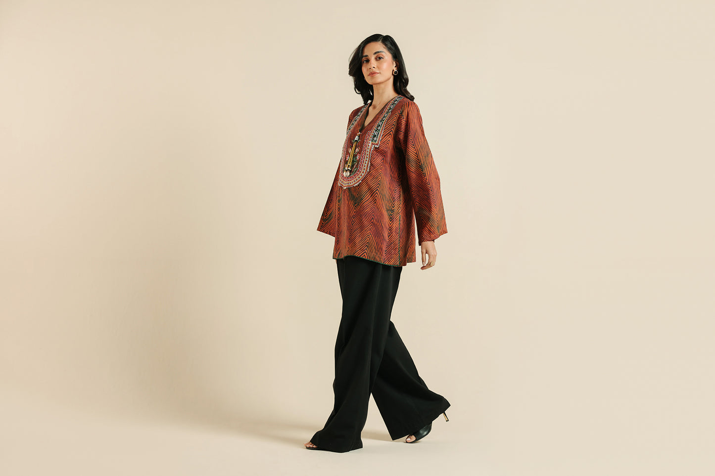 EMBROIDERED KURTI (E0210/119/319)