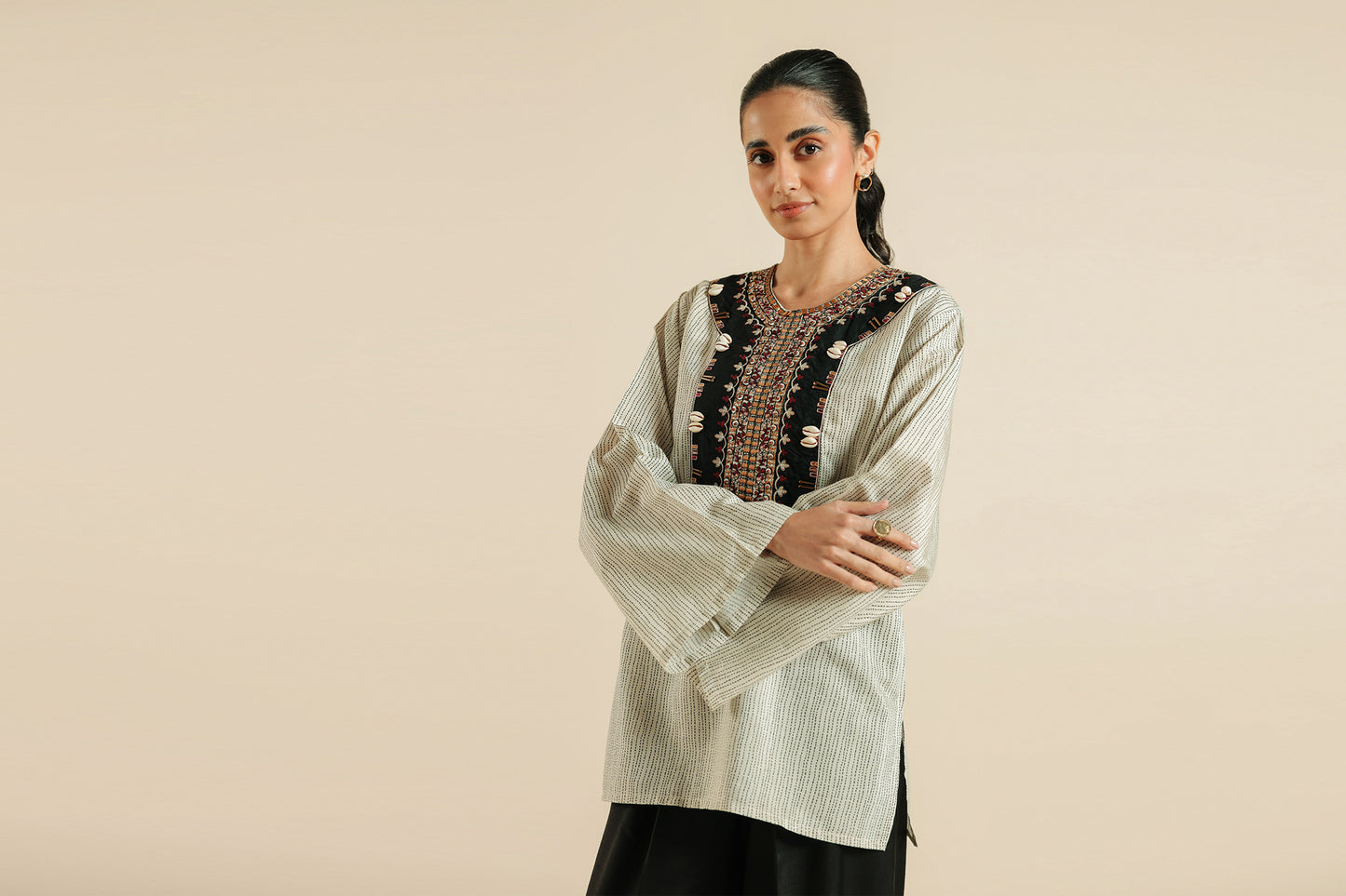 EMBROIDERED KURTI (E0213/119/006)