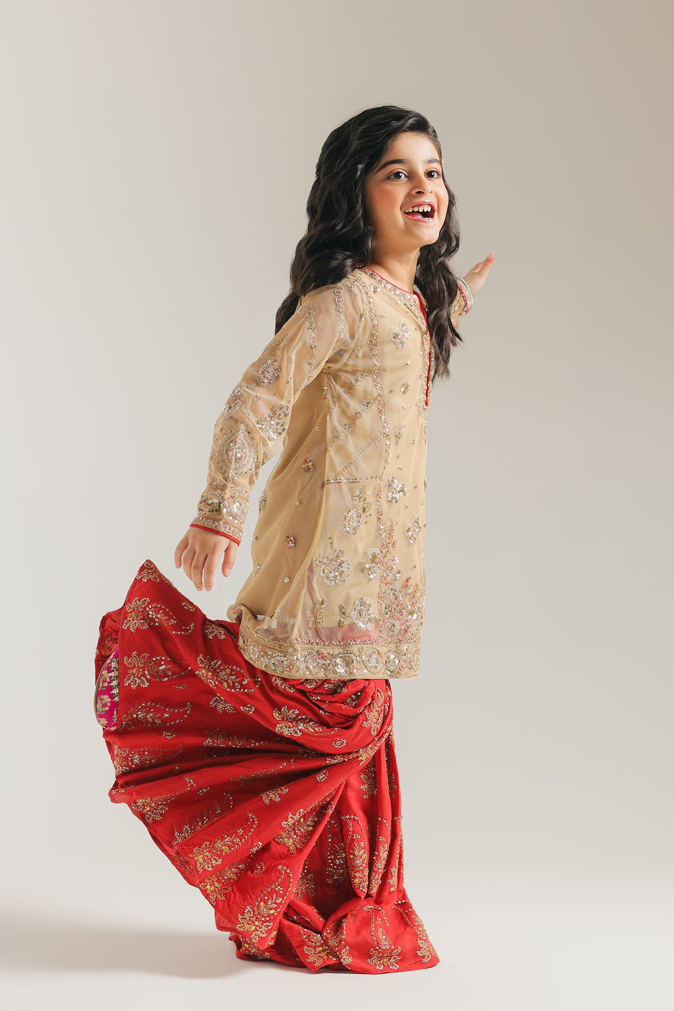 EMBROIDERED SUIT (E0223/415/119 E0223/315/119)