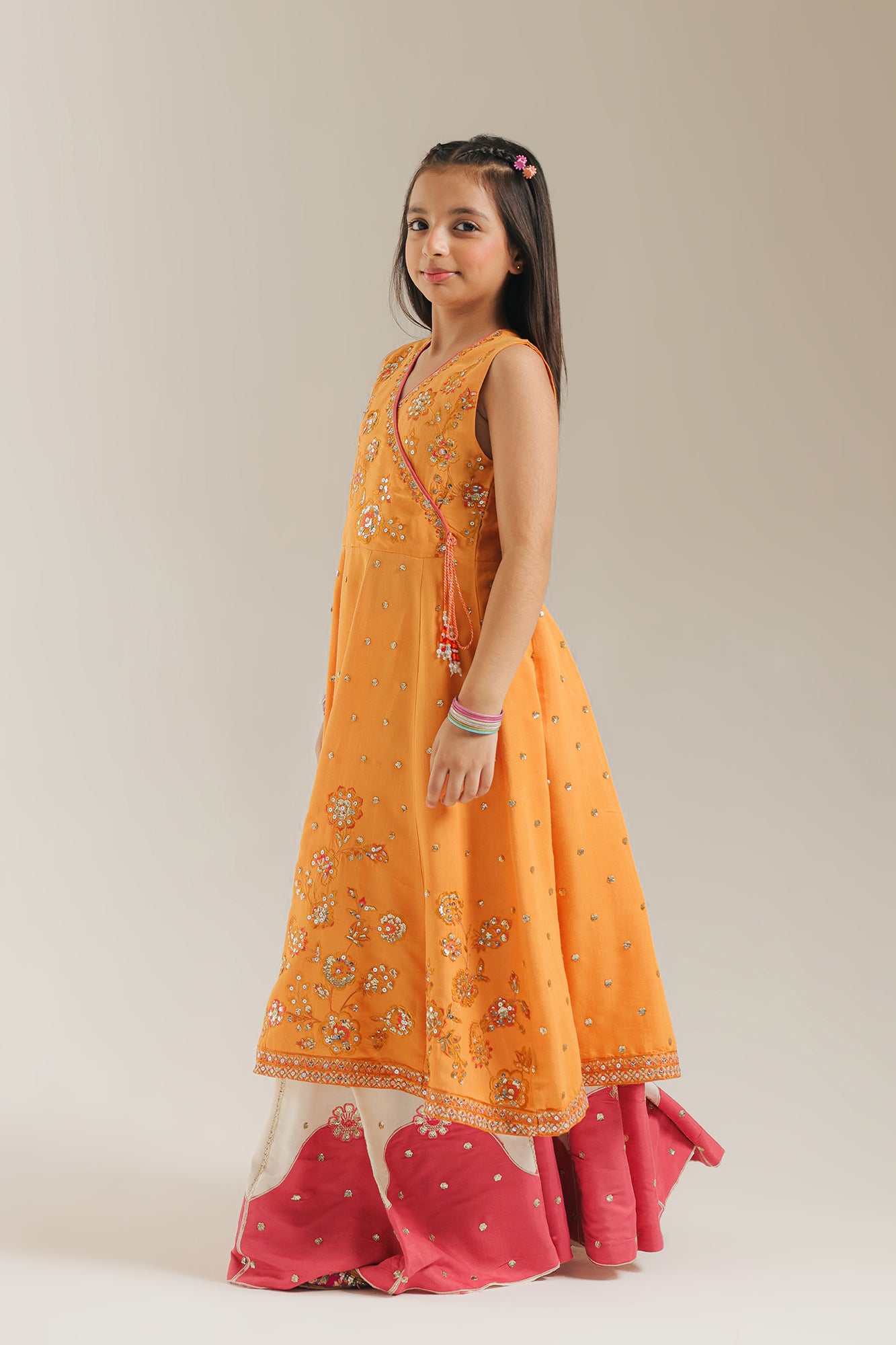 EMBROIDERED SUIT (E0225/415/219 E0225/315/219)