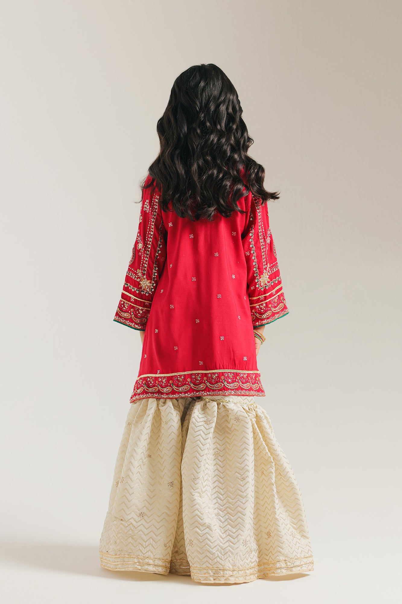EMBROIDERED SUIT (E0228/415/416 E0228/315/416)