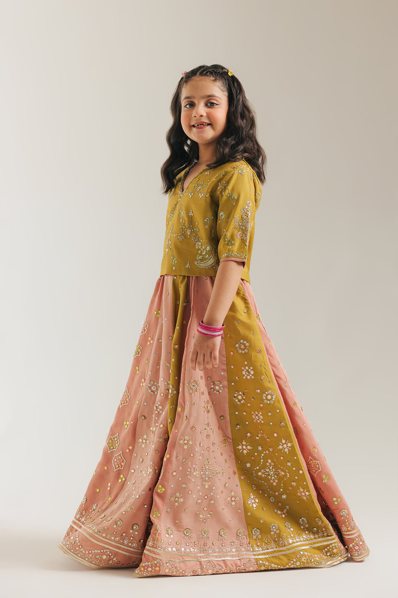 EMBROIDERED SUIT (E0230/415/121 E0230/315/121)