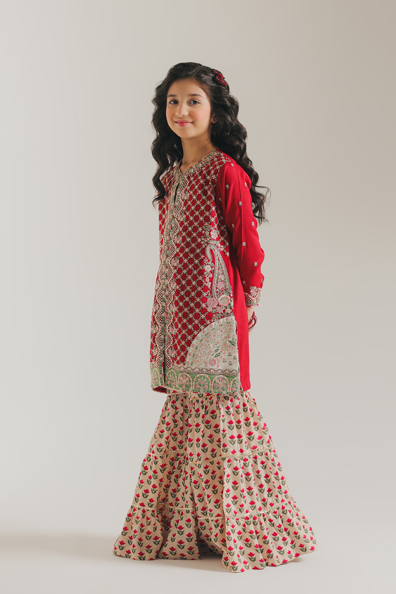 EMBROIDERED SUIT (E0253/415/301 E0253/315/301)