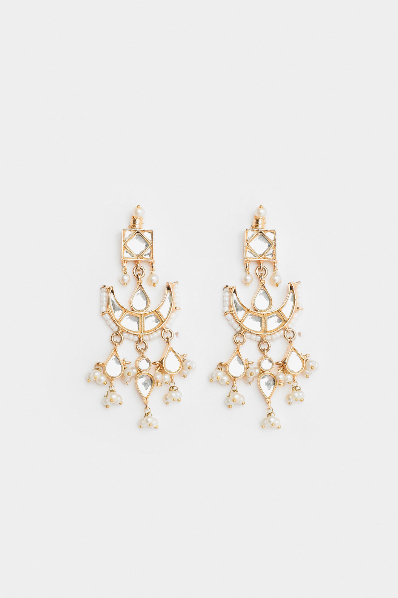 EARRINGS (E0279/110/131)