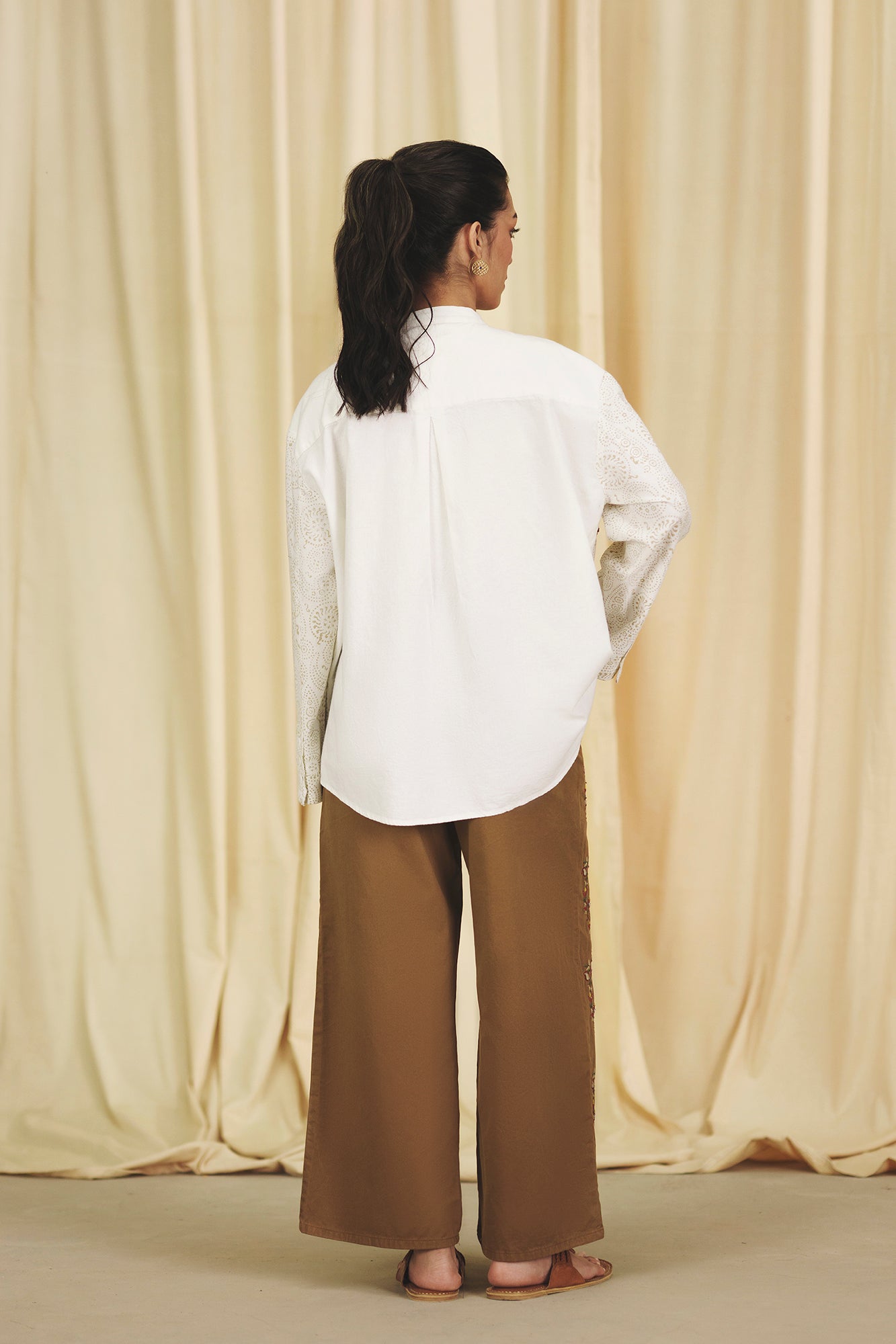EMBROIDERED TOP (E0288/120/005)