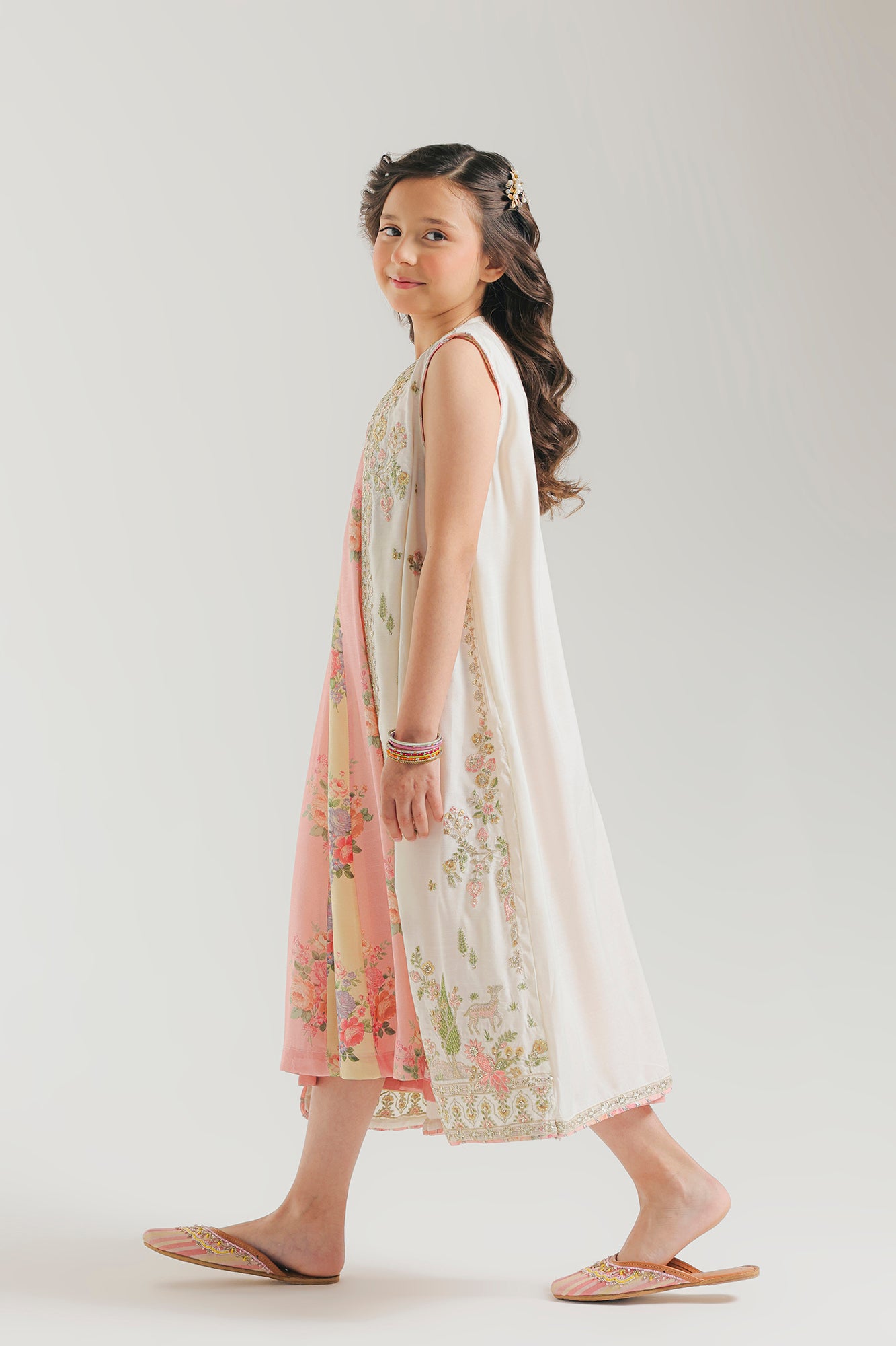 EMBROIDERED SUIT (E0313/415/005 E0313/315/005)