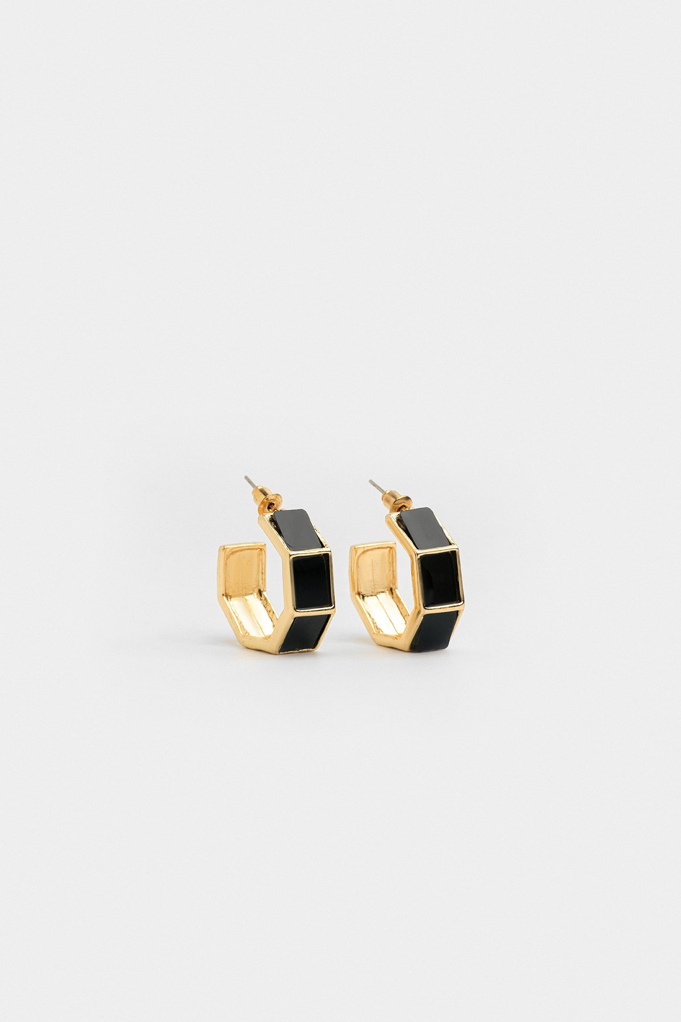 EARRINGS (E0425/110/131)