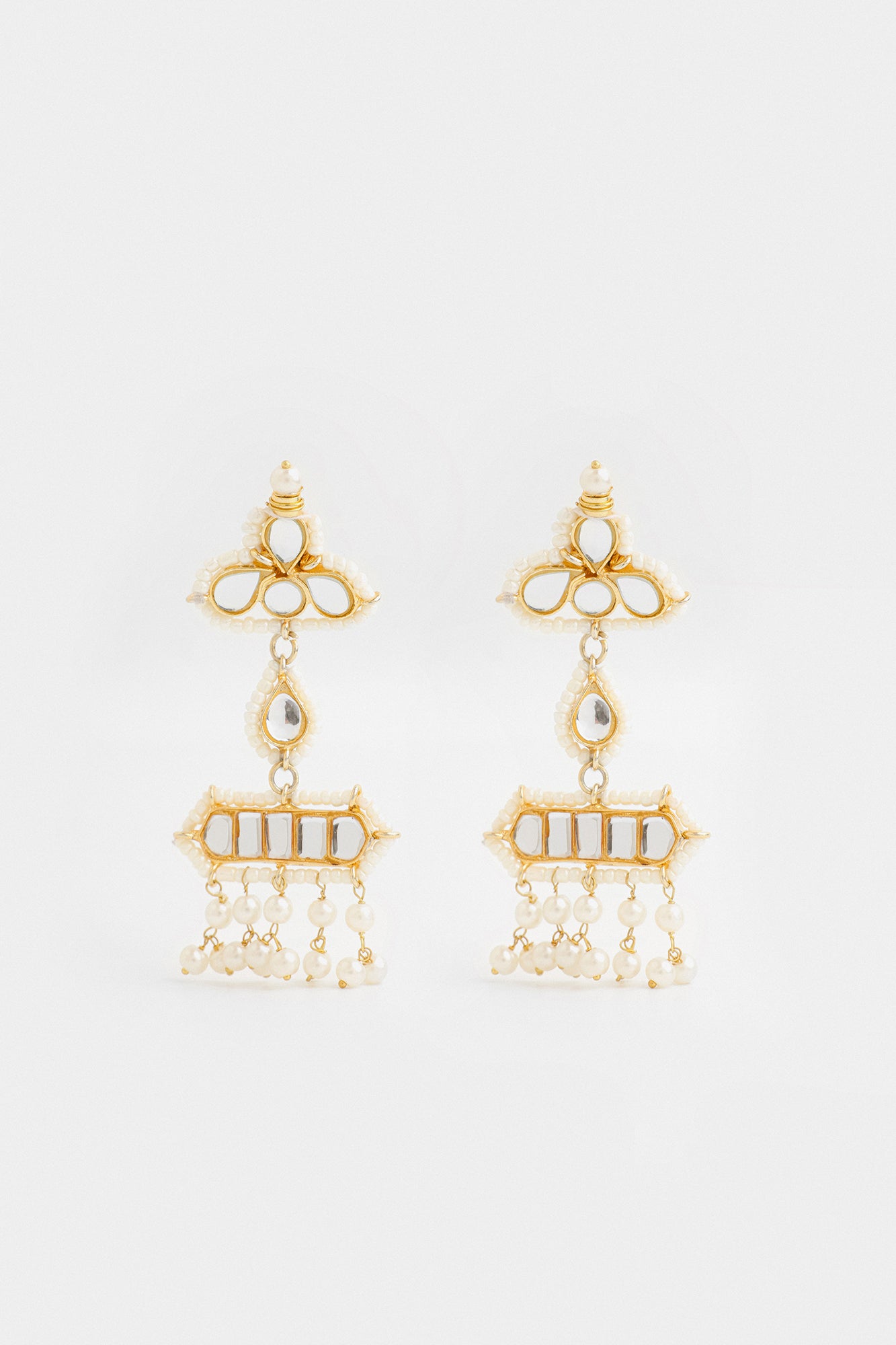 EARRINGS (E0447/110/131)